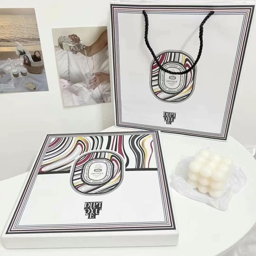 Diptyque Perfume Sample Set - 10ml x 10 with Gift Bag, Perfect Fragrance Collection 1 Diptyque Perfume Sample Set - 10ml x 10 with Gift Bag, Perfect Fragrance Collection