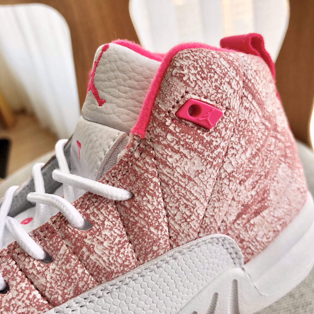 图片[8]-AJ12乔12童鞋26-37.5码 采用优质牛皮革材质，荔枝纹质感满满，鞋面放射性缝制工艺，穿起来超显腿长，无论怎么搭配，都时尚感爆棚！潮童必买鞋款❗️-选品中心