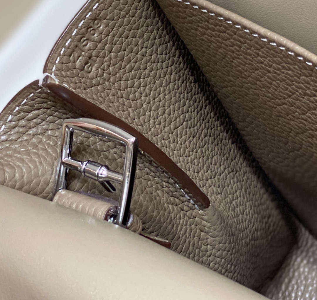 Hermès Luxury Handbag Collection 8