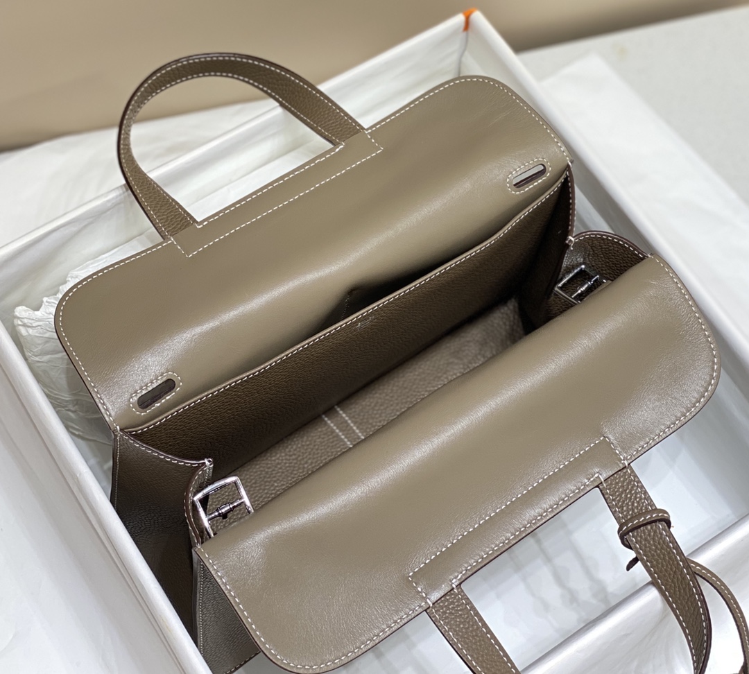 Hermès Luxury Handbag Collection 9