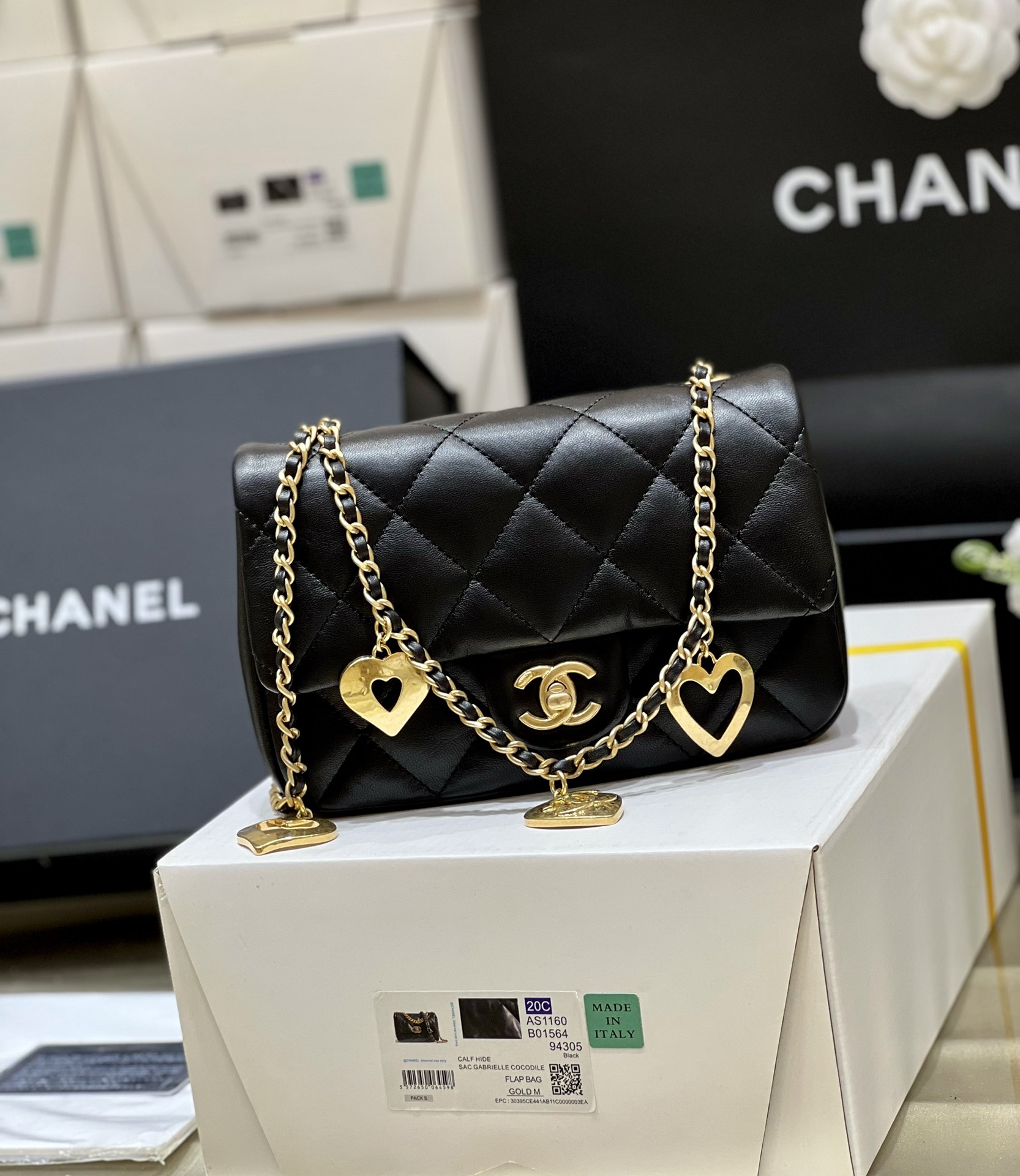 CHANEL CF限量版爱心吊坠链条包 AS3457黑色