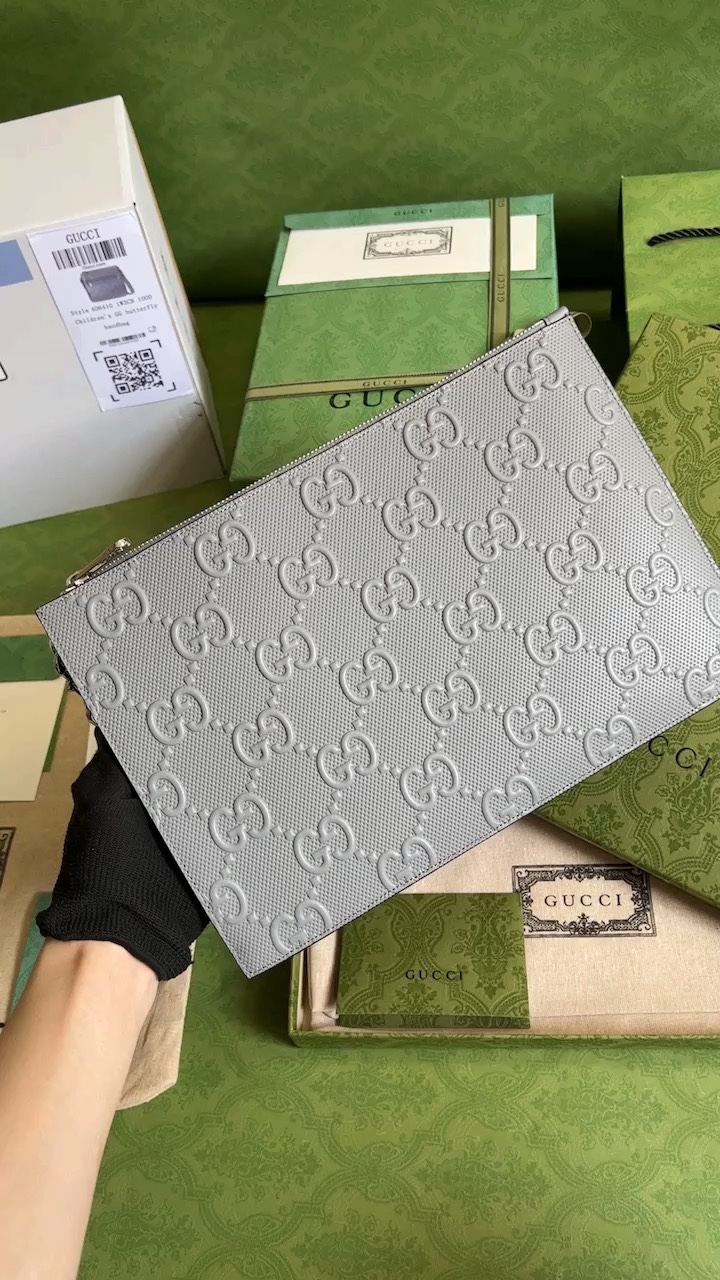 Where to find the Best Replicas
 Gucci Clutches & Pouch Bags Grey