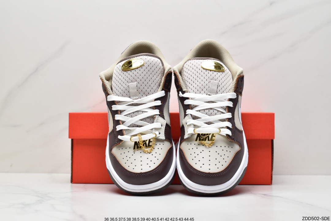 230 耐克Nike Dunk Low 白粉 粉色鞋扣 整双鞋采用白色色为主调DX6060-121