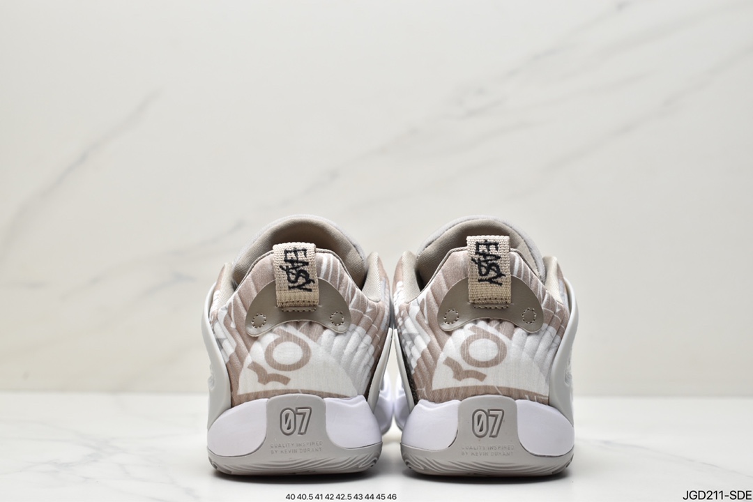 180 Nike Zoom KD15全新的 Zoom KD 15使用了全掌＋前掌扇形重叠式气垫DM1056-700 DM1054-100