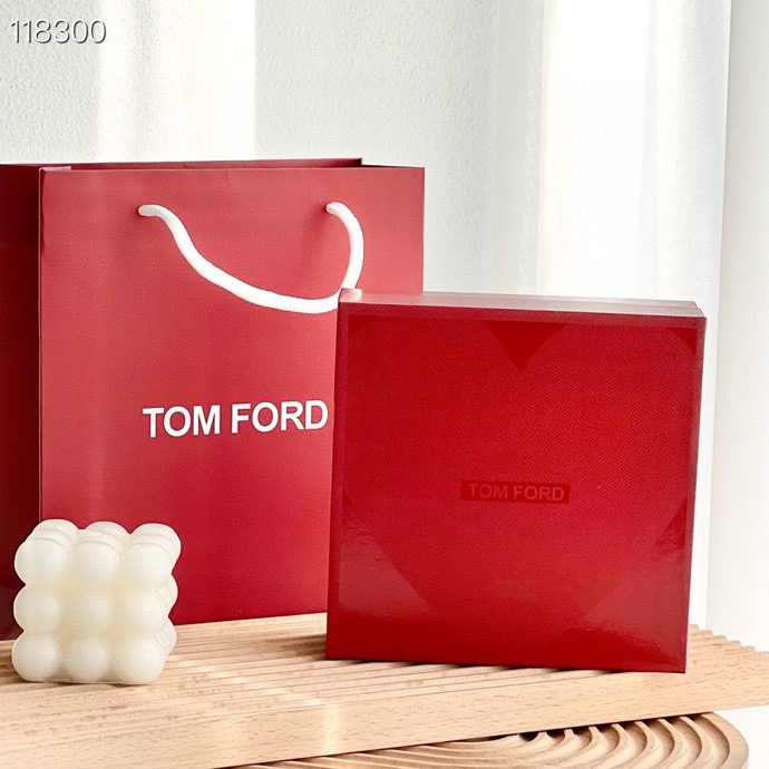 Tom Ford Perfume Sample Set - 7.5ml x 10 - With Gift Bag