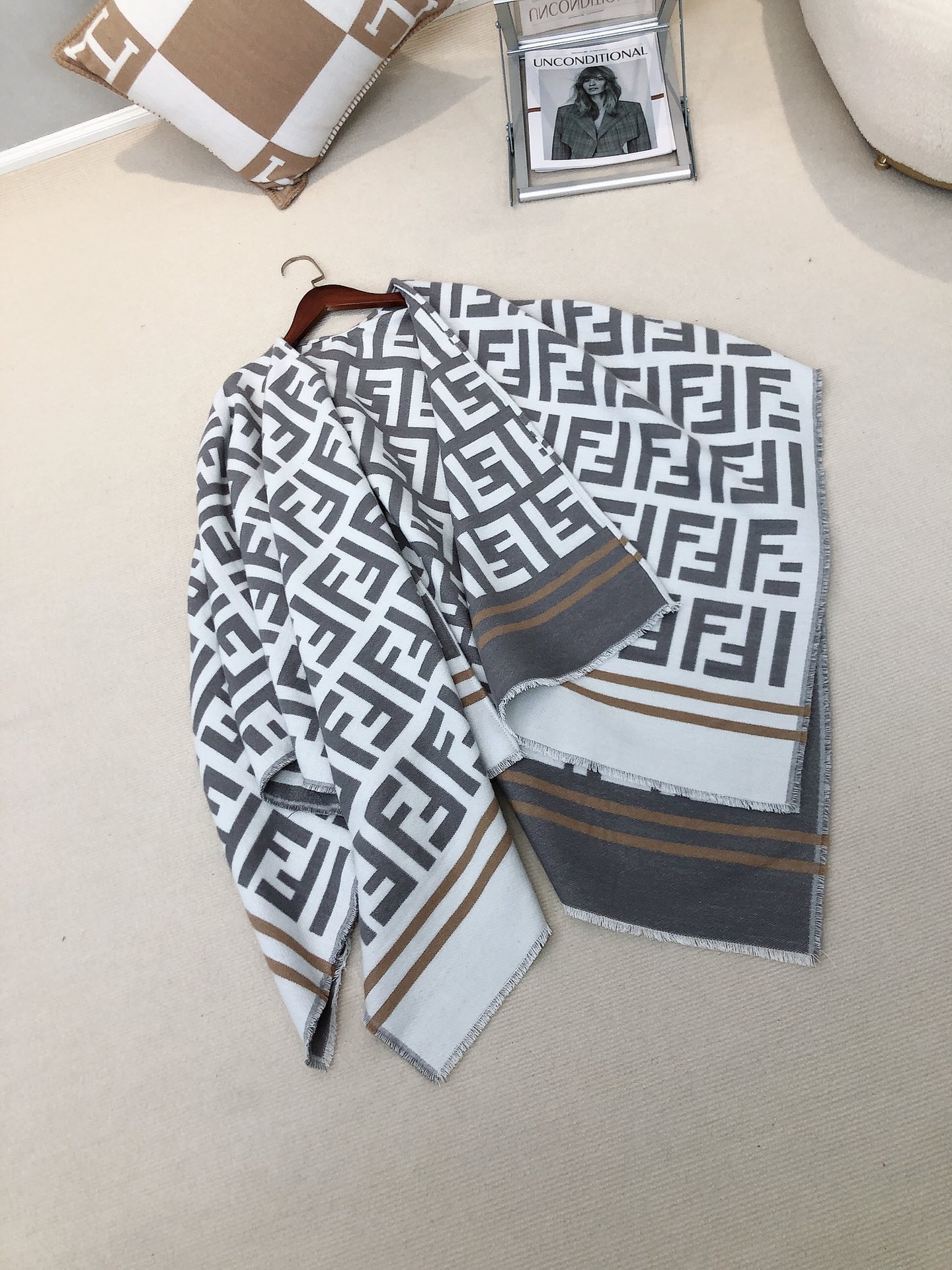 Fendi 披肩 最高級DGクオリティの貴婦人スタイル