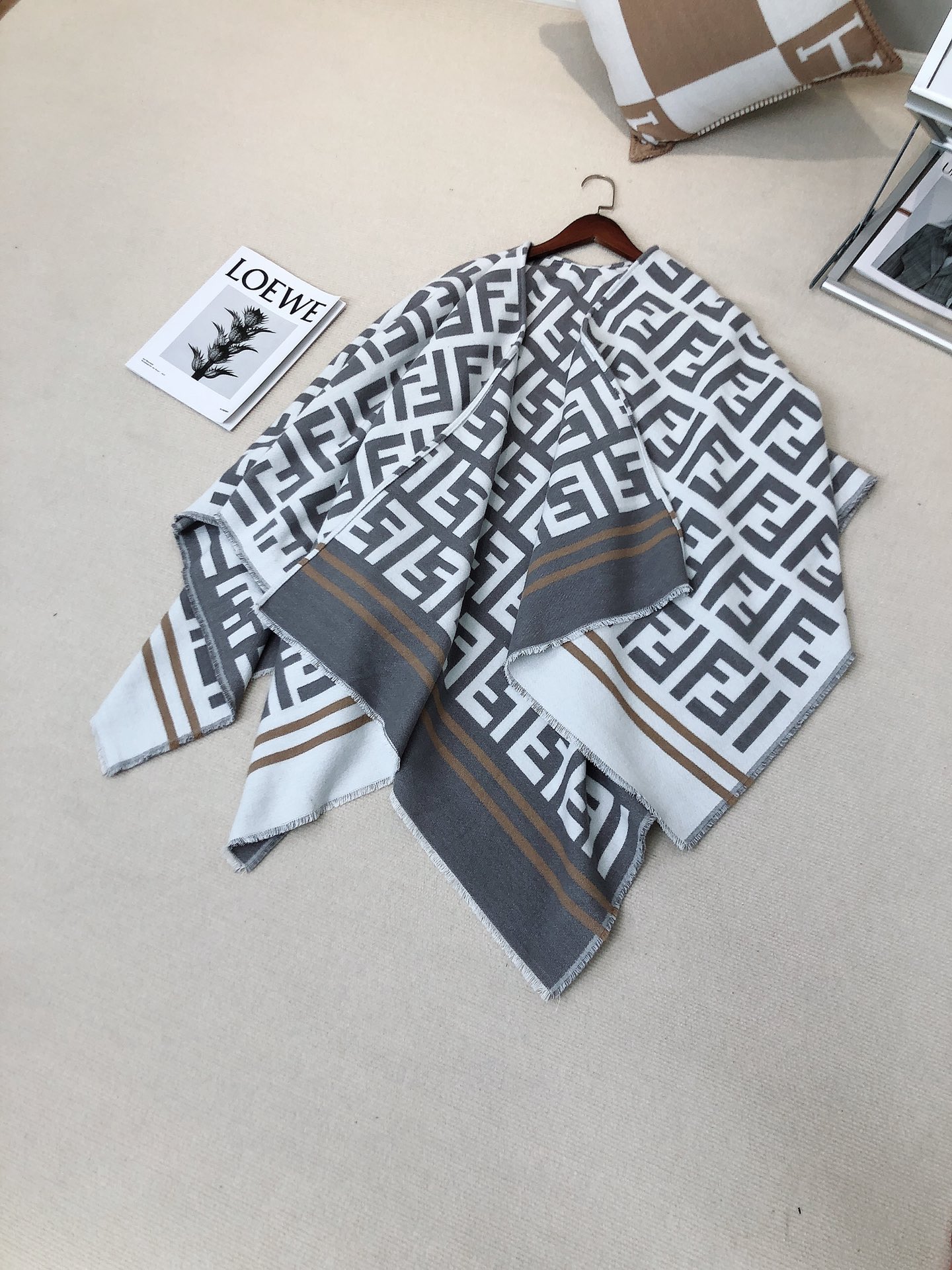 Fendi 披肩 最高級DGクオリティの貴婦人スタイル