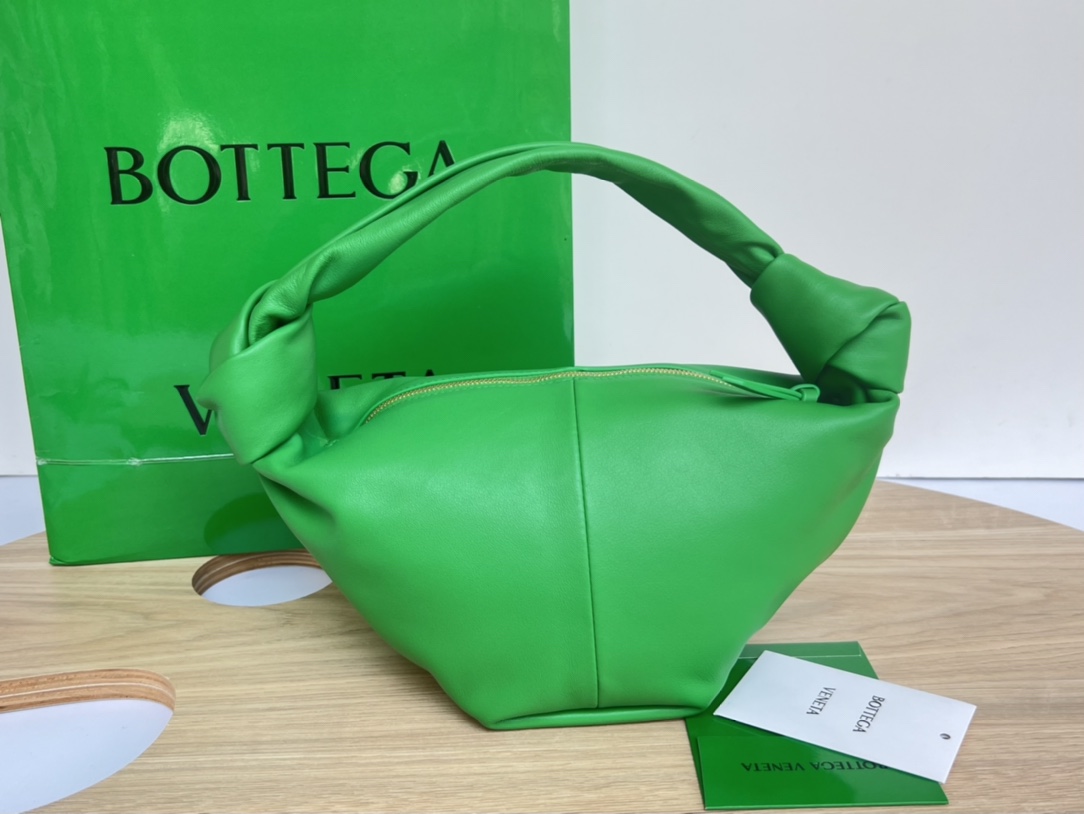 Bottega Veneta BV Jodie Crossbody & Shoulder Bags Mini Bags Cowhide Mini