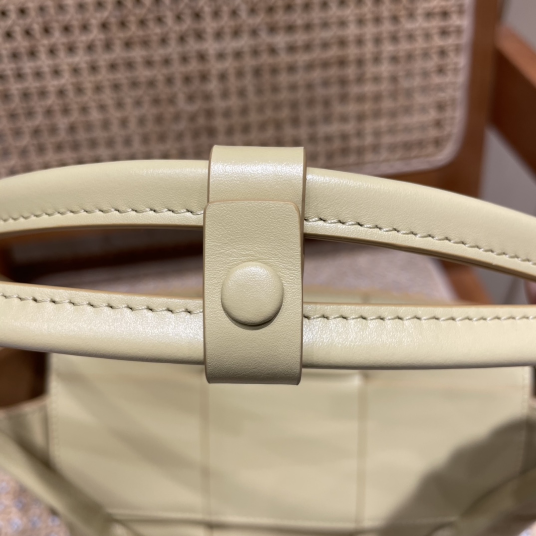 Bottega Veneta The Arco 33 BAG 575943木薯色
