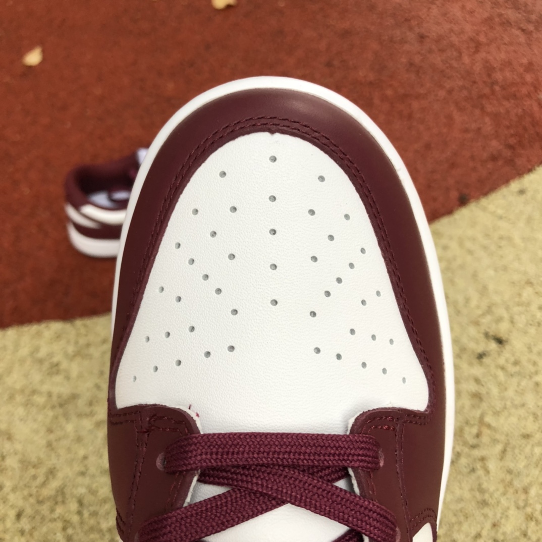Nike Dunk 酒红波尔多白红低帮休闲男女板鞋 DD1503-108
