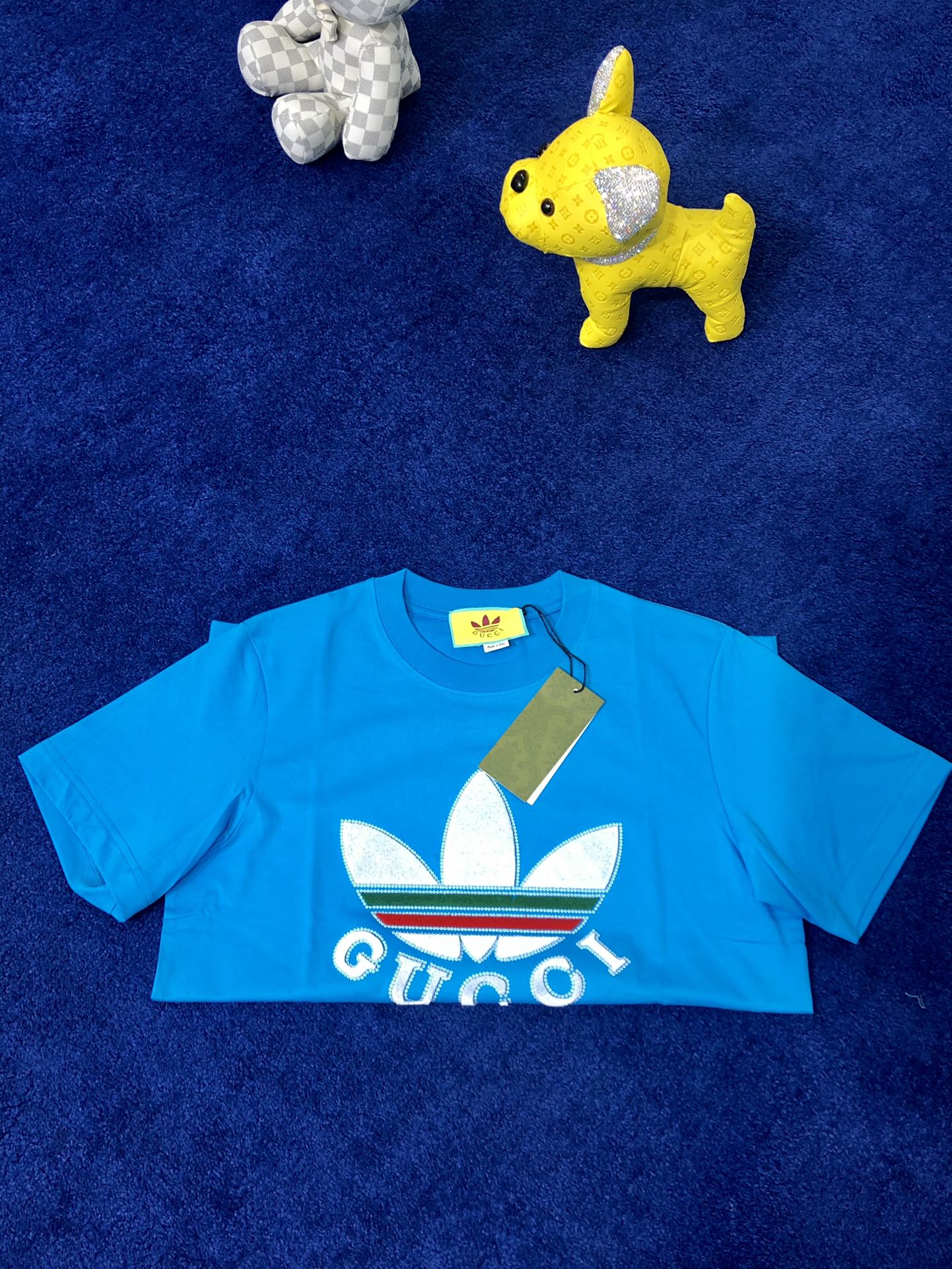 Gu*ci✖️Adi*as 22ss夏季新款重磅联名系列GG三叶草标识压花设计情侣款短袖T恤