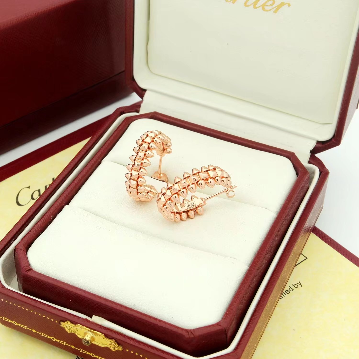 Cartier 精工版本Clash de Cartier耳钉 卡地亚子弹耳钉无钻 可 纯亚金材质 永恒 近年来很火