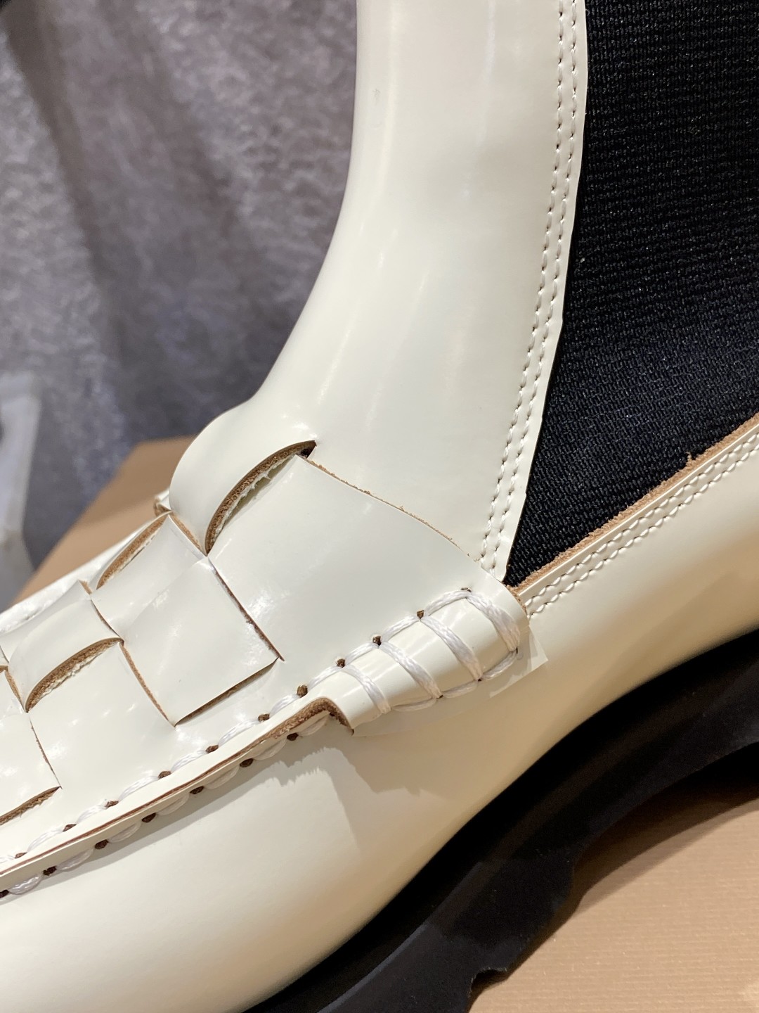 Trendy Chelsea Boots: Chunky Front, Slim Drums, Original Cow Skin. - 图片 7