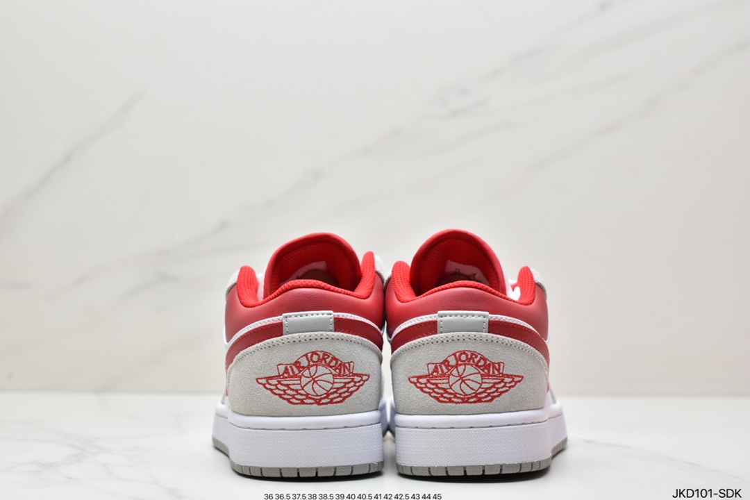 Air Jordan 1 Low AJ1乔1低帮休闲板鞋 553558-612 Air Jordan 1 Low AJ1乔1低帮休闲板鞋 553558-612