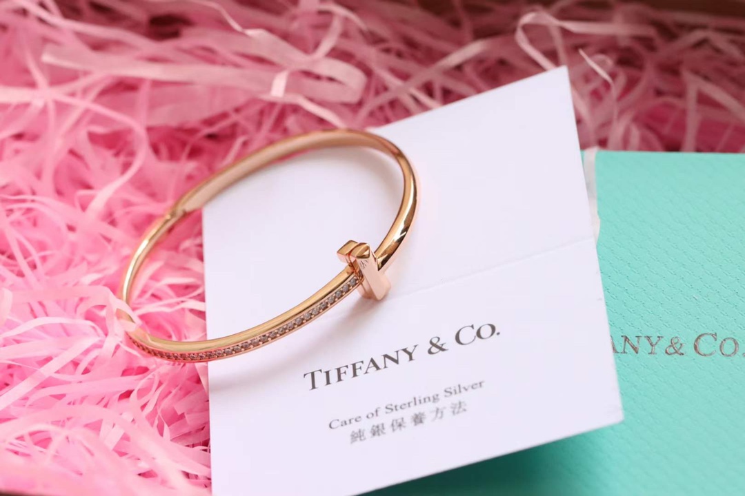 Tiffany & Co. Tiffany&Co. T1系列 无可替代窄式手镯