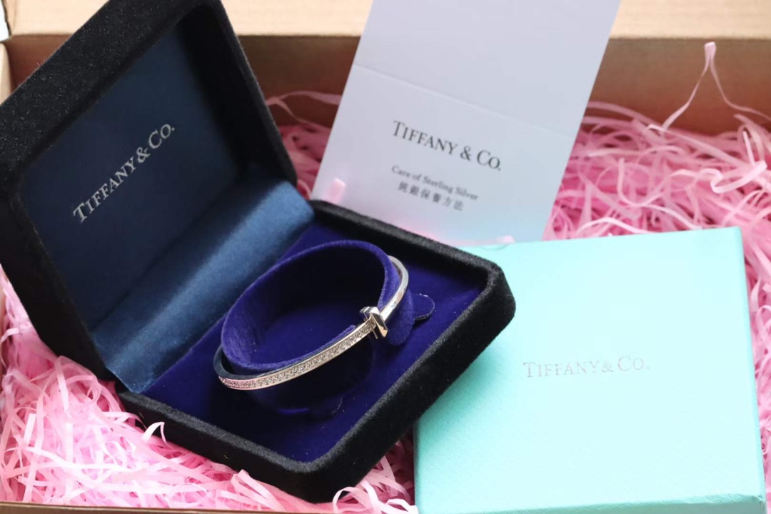 Tiffany & Co. Tiffany&Co. T1系列 无可替代窄式手镯