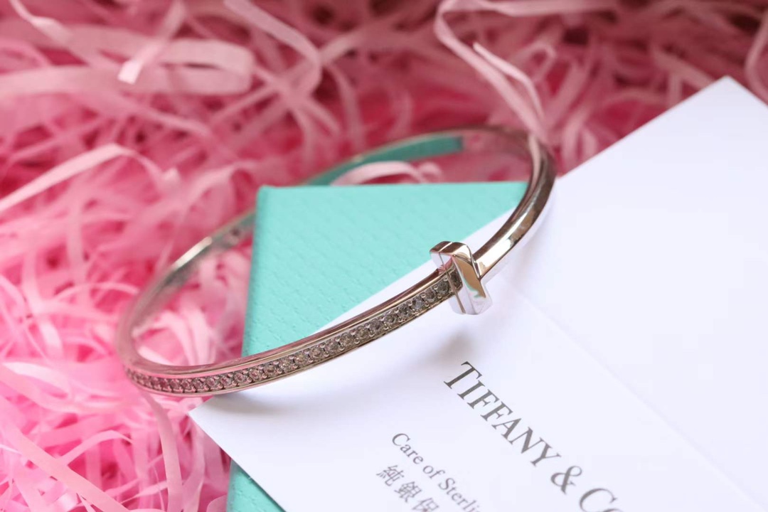 Tiffany & Co. Tiffany&Co. T1系列 无可替代窄式手镯