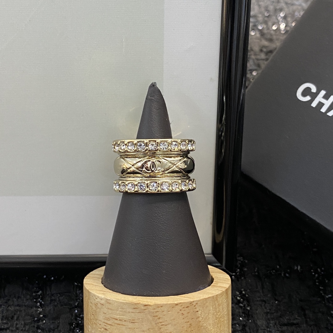  编码GH052        GH096   
▫️Chanel™▪️19ssNew 🇫🇷(戒指）

