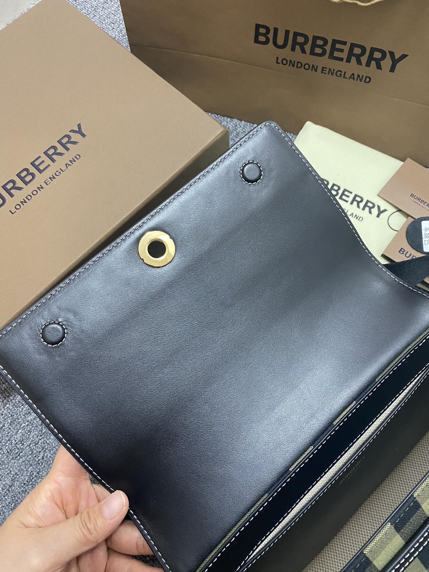 Burberry巴宝莉提花精纺格纹棉质帆布斜背包