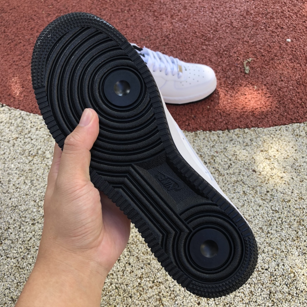 NikeAIR FORCE 1 '07男子运动鞋秋季新款DR9867-102