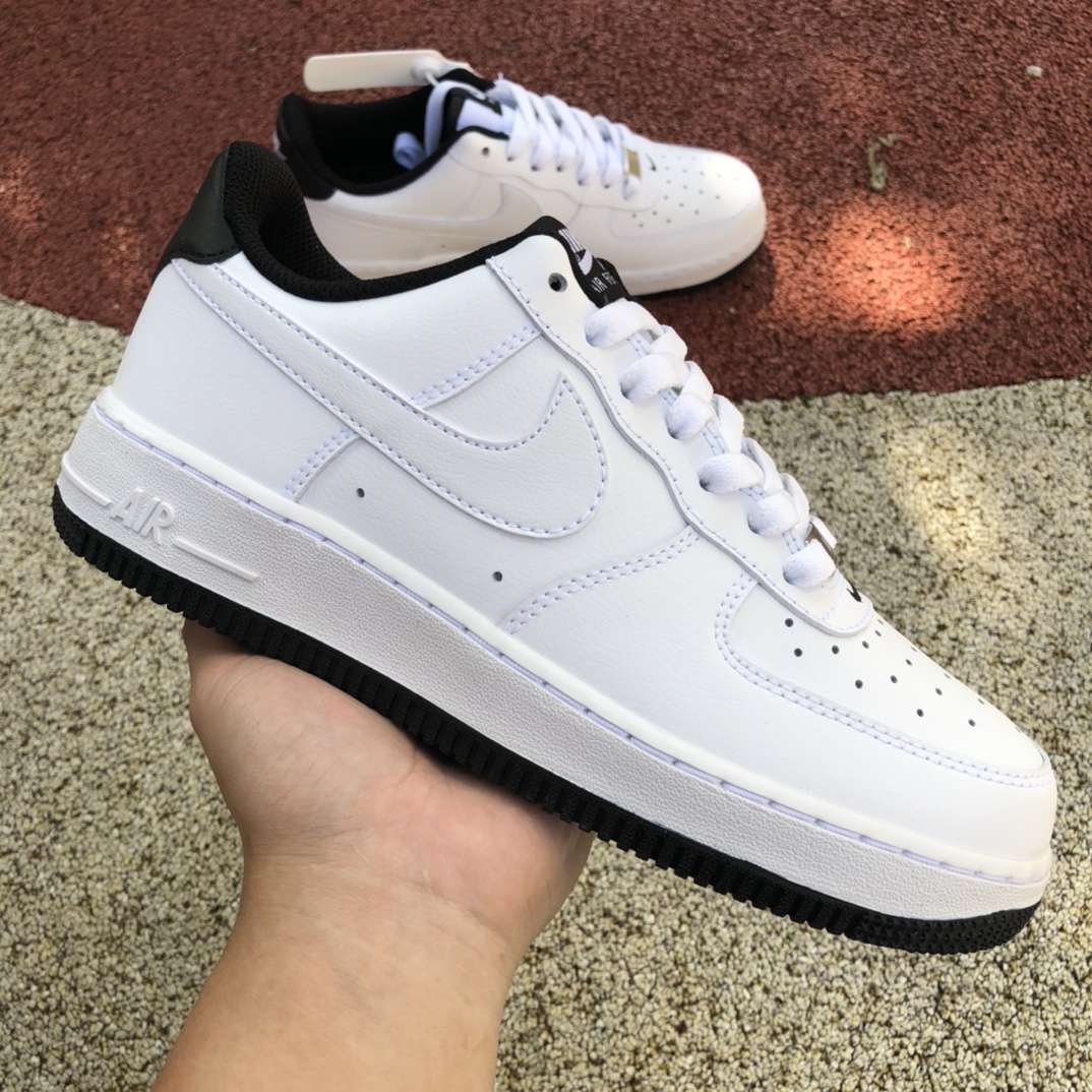NikeAIR FORCE 1 ’07男子运动鞋秋季新款DR9867-102