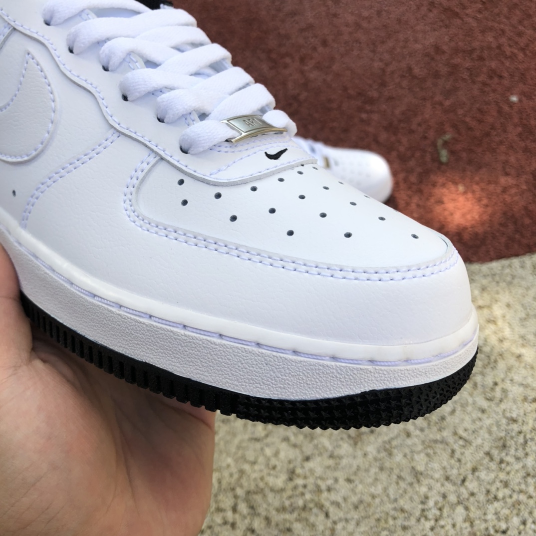 NikeAIR FORCE 1 '07男子运动鞋秋季新款DR9867-102