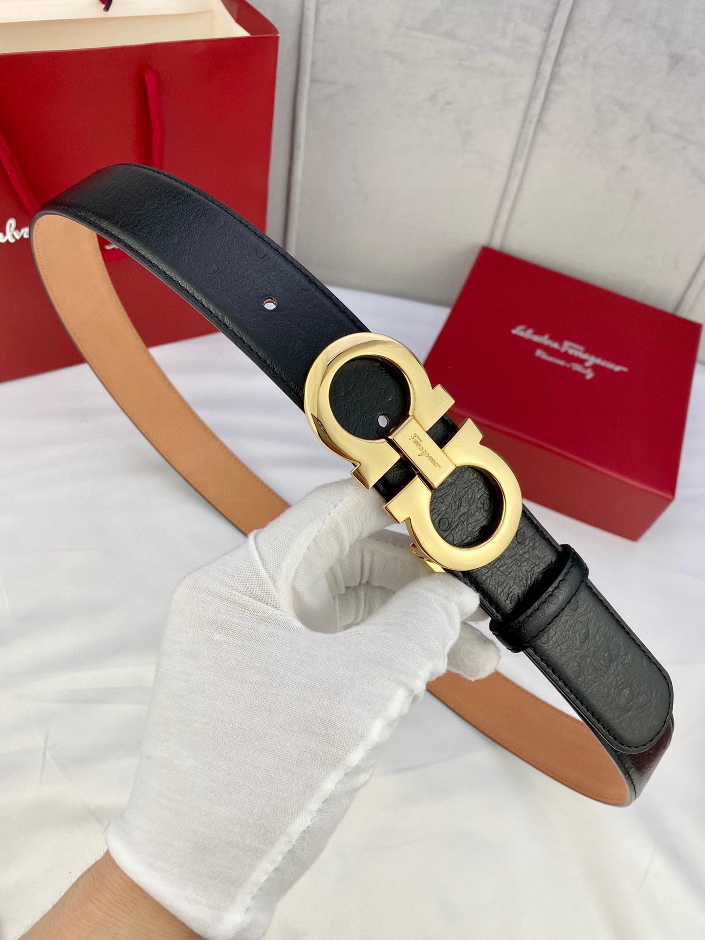 Ferragamo Style Leather Men's Belts style reference detail image 4 from source 731704