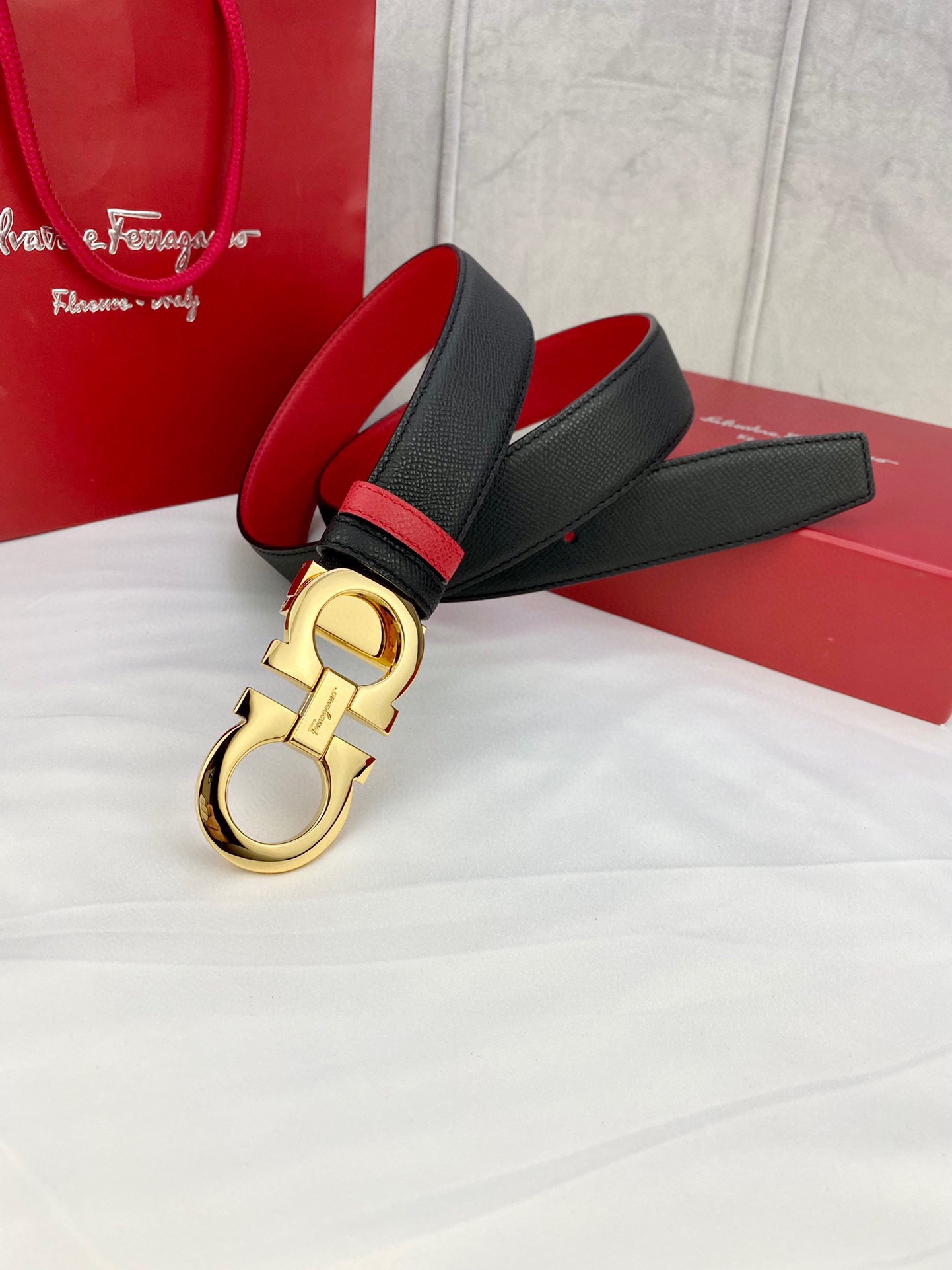 Ferragamo Style Leather Men's Belts style reference detail image 3 from source 731706