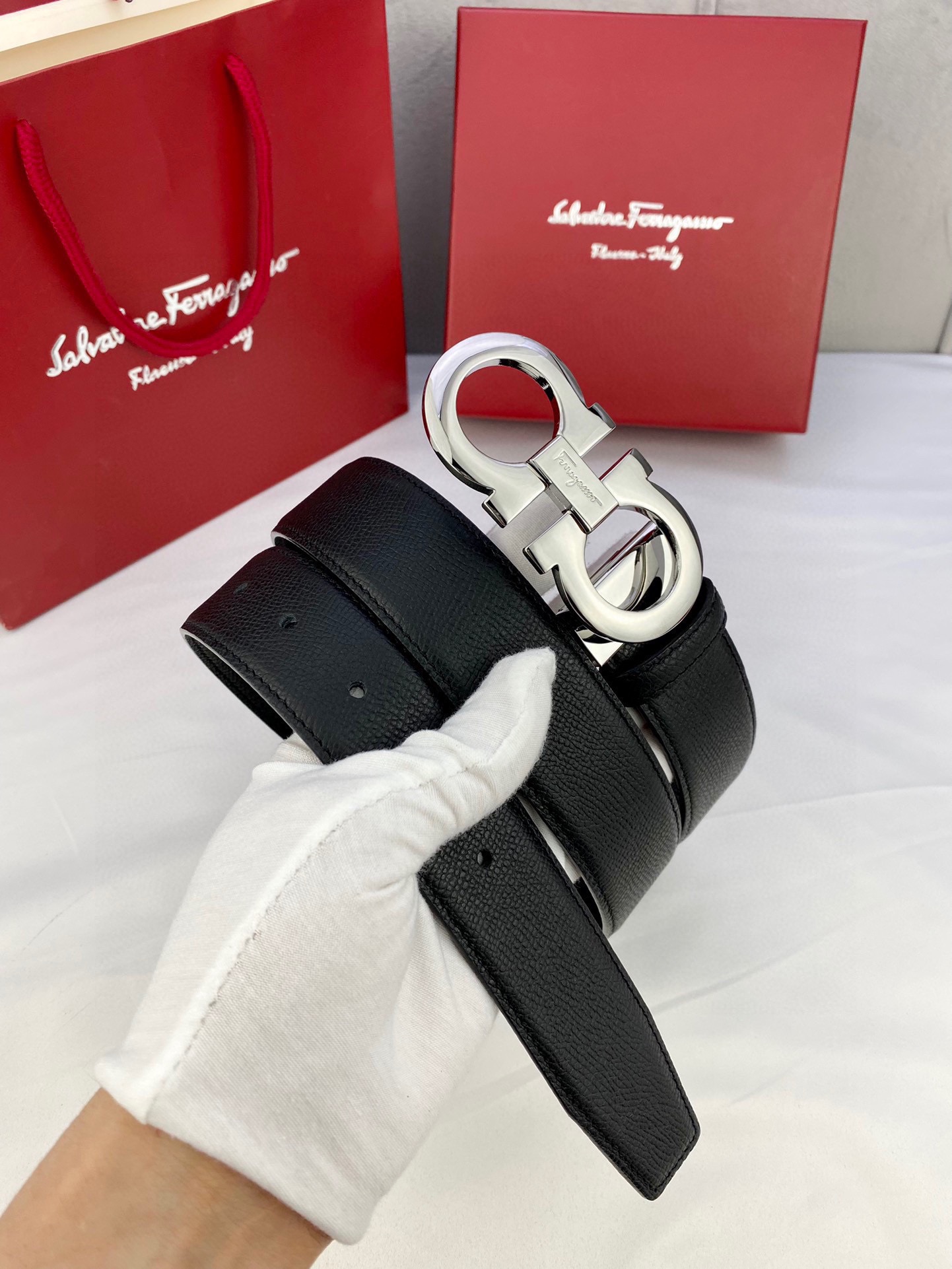 Ferragamo（男） Style Leather Men's Belts Lookbook Reference image 2