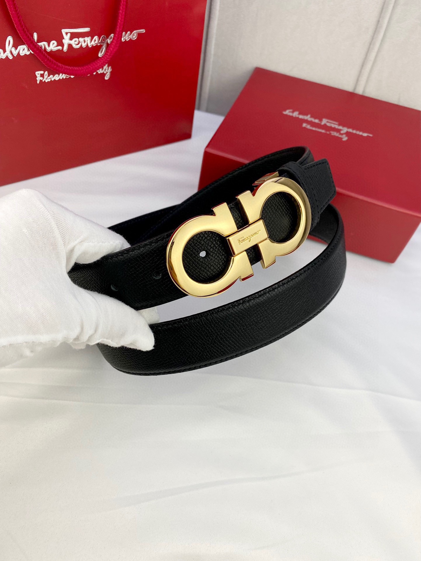 Ferragamo Style Leather Men's Belts style reference detail image 8 from source 731705