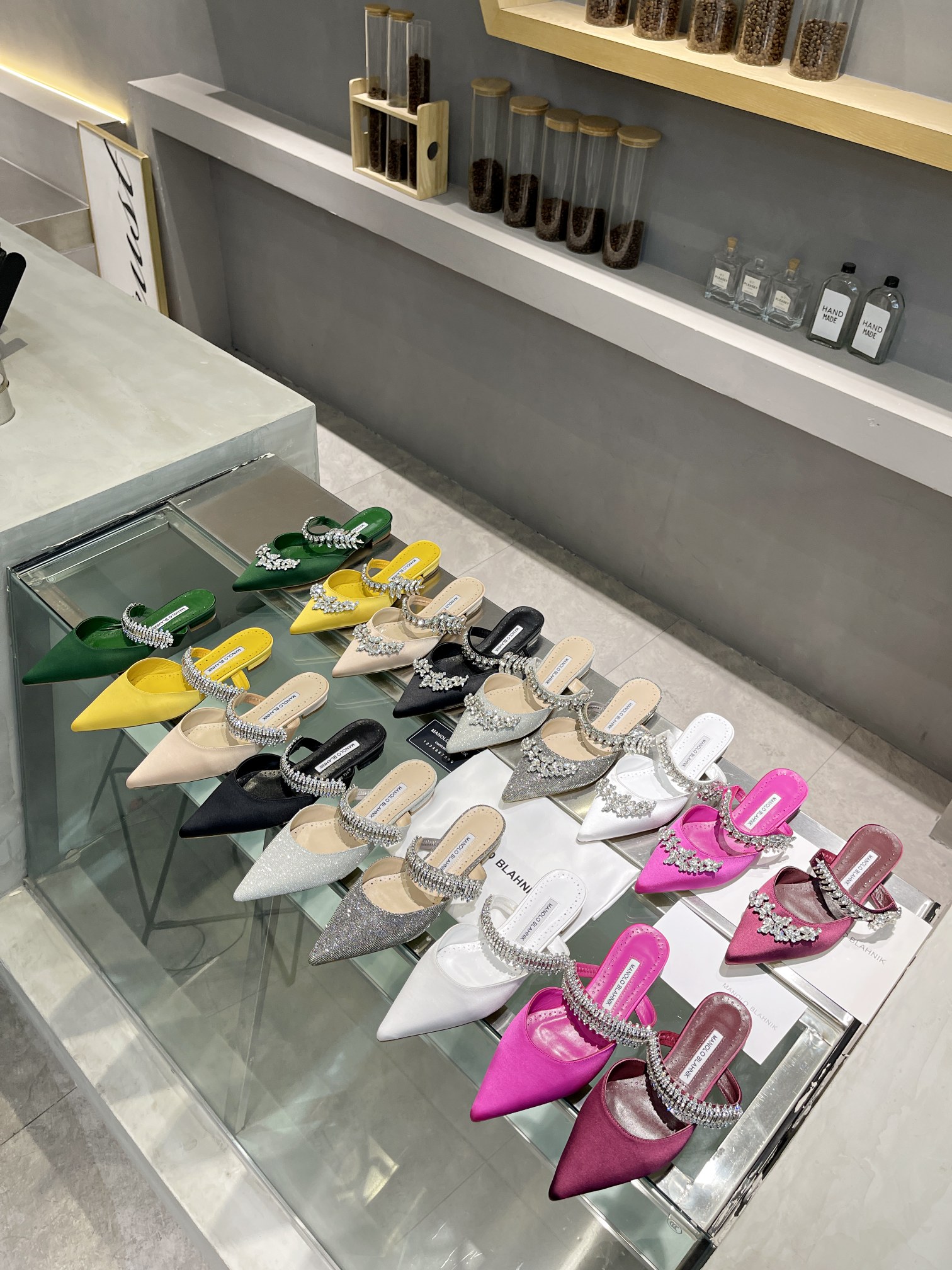 NO:227983,MB flat sole new, high heels, manolo blahnik, high heels19860909MB平底上新,高跟鞋,manolo blahnik,high heels,Women's Shoes