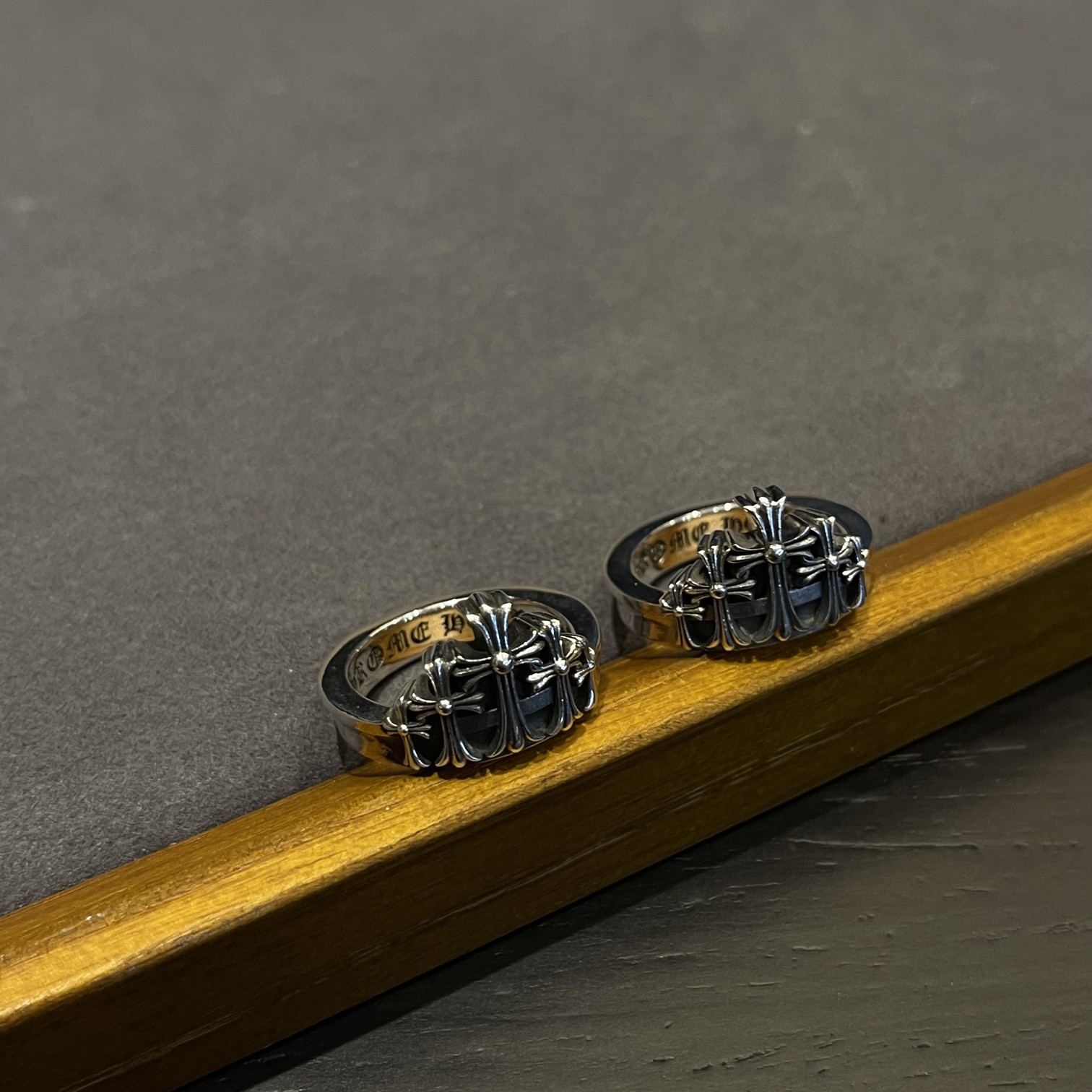 Chrome Hearts 𝐡𝐞𝐚𝐫𝐭𝐬克罗心 皇冠十字花戒