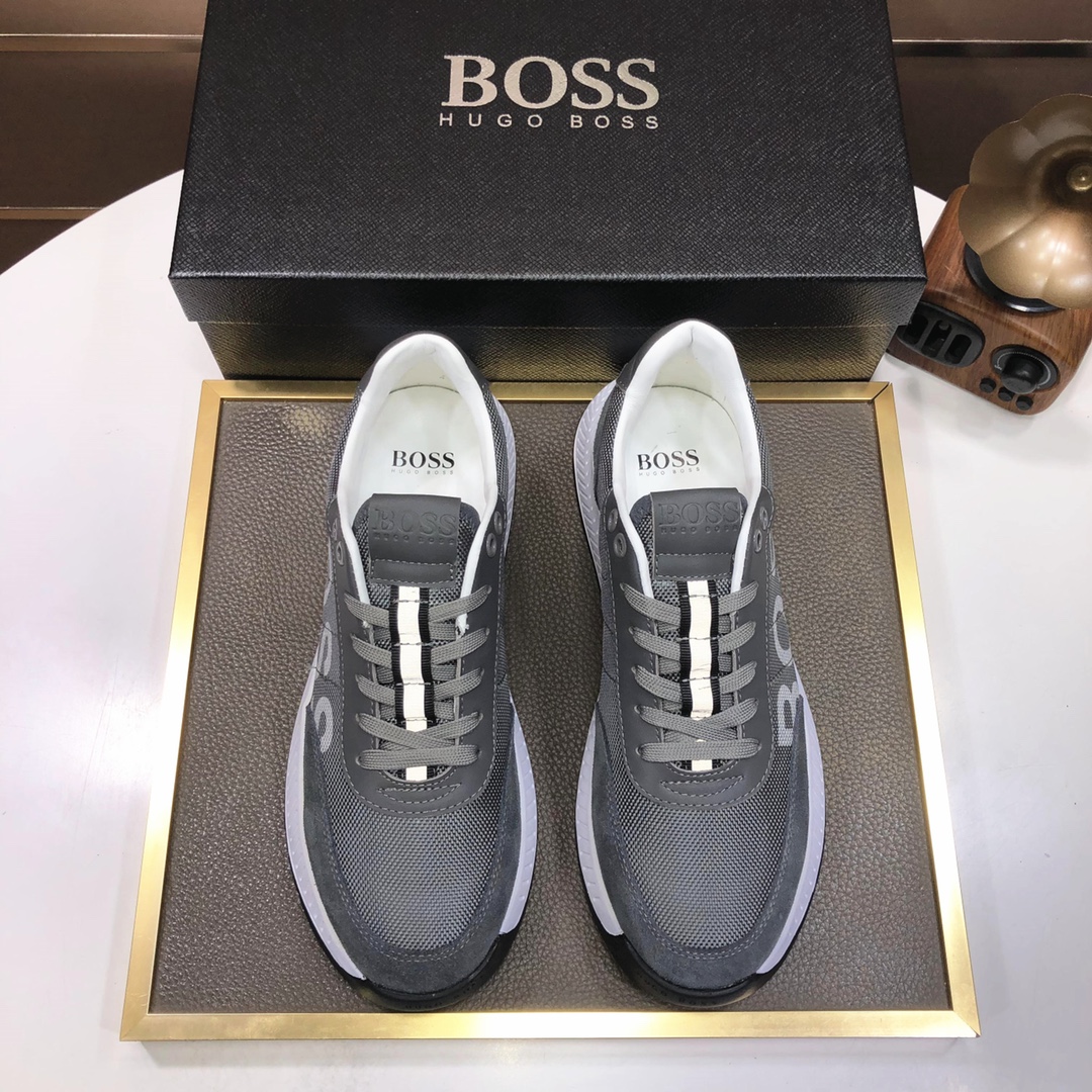 I5 BOSS最新休闲男鞋，欢迎1:1对比，爆单款BOSS香港专柜休闲鞋，专柜品质，验货，优质做工，鞋面采用意大利进口胎牛皮拼接布料进口透气羊皮内里，原版时尚运动大底 ，休闲时尚，高端品质，