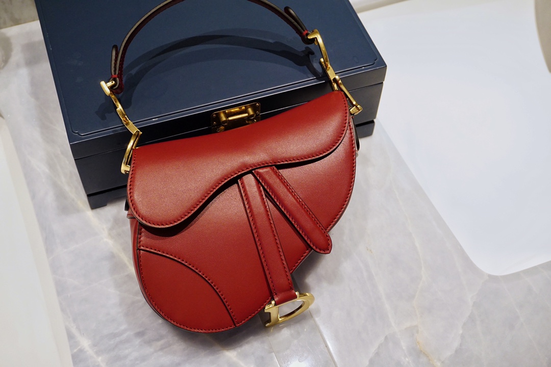 Dior Saddle Saddle Bags Red Cowhide