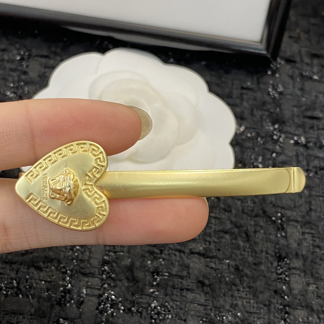 P95 Code A127 q0630575 It’s hard work. Queen Fan’s hot-spring hair is the latest - 图片 5