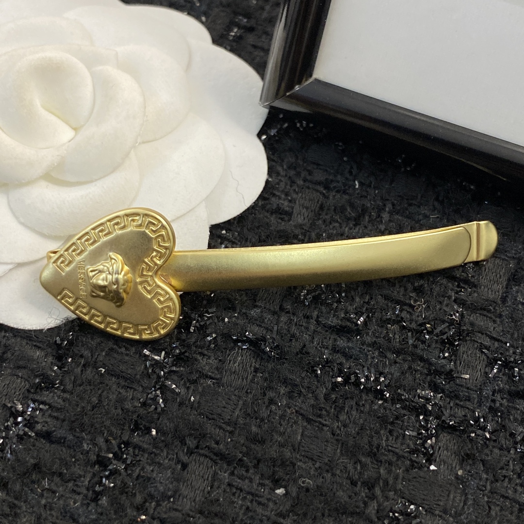 P95 Code A127 q0630575 It’s hard work. Queen Fan’s hot-spring hair is the latest - 图片 6