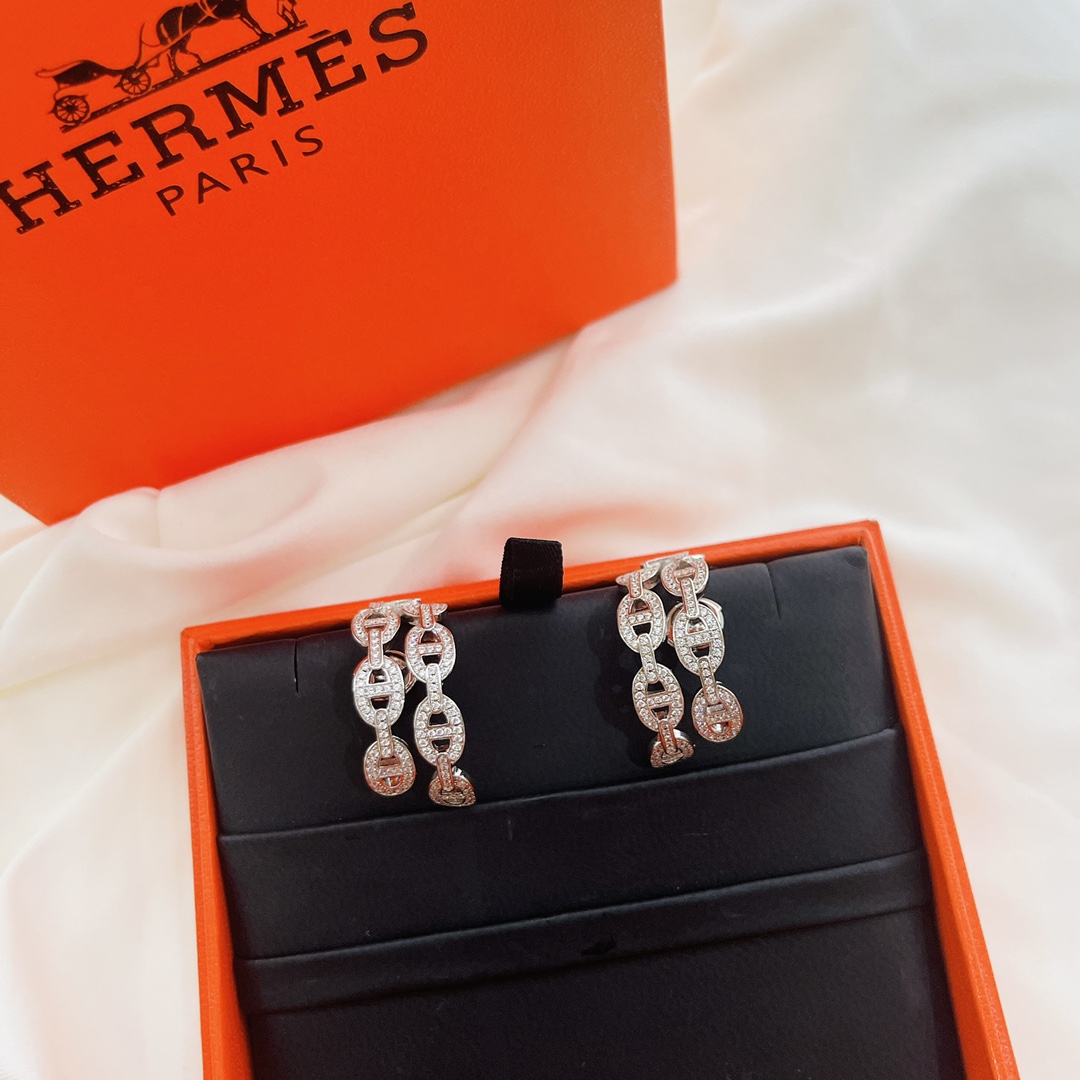 Best Replica Quality
 Hermes Jewelry Earring Platinum Rose Gold White Winter Collection Fashion Casual