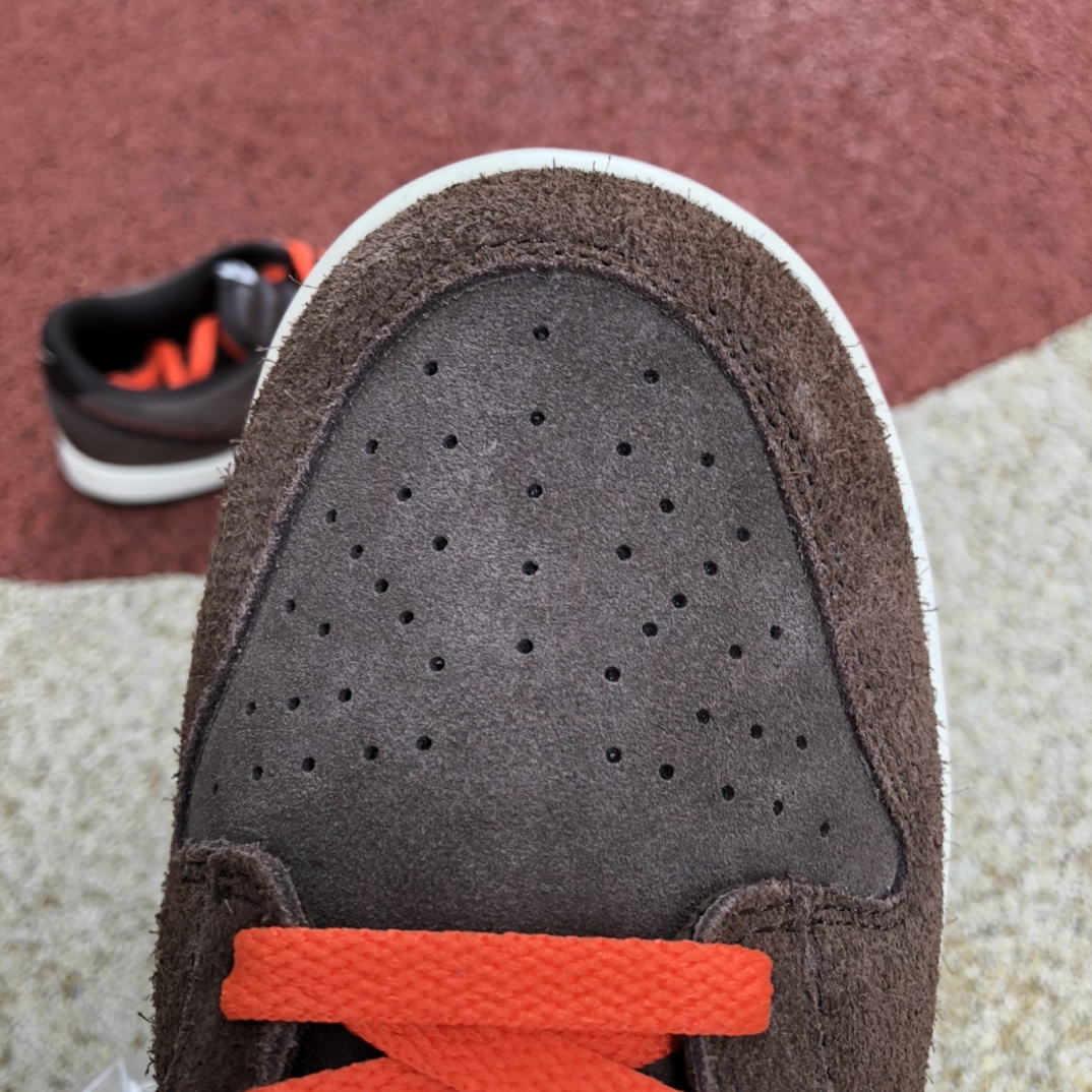 NIKE DUNK LOW RETRO D08801-200