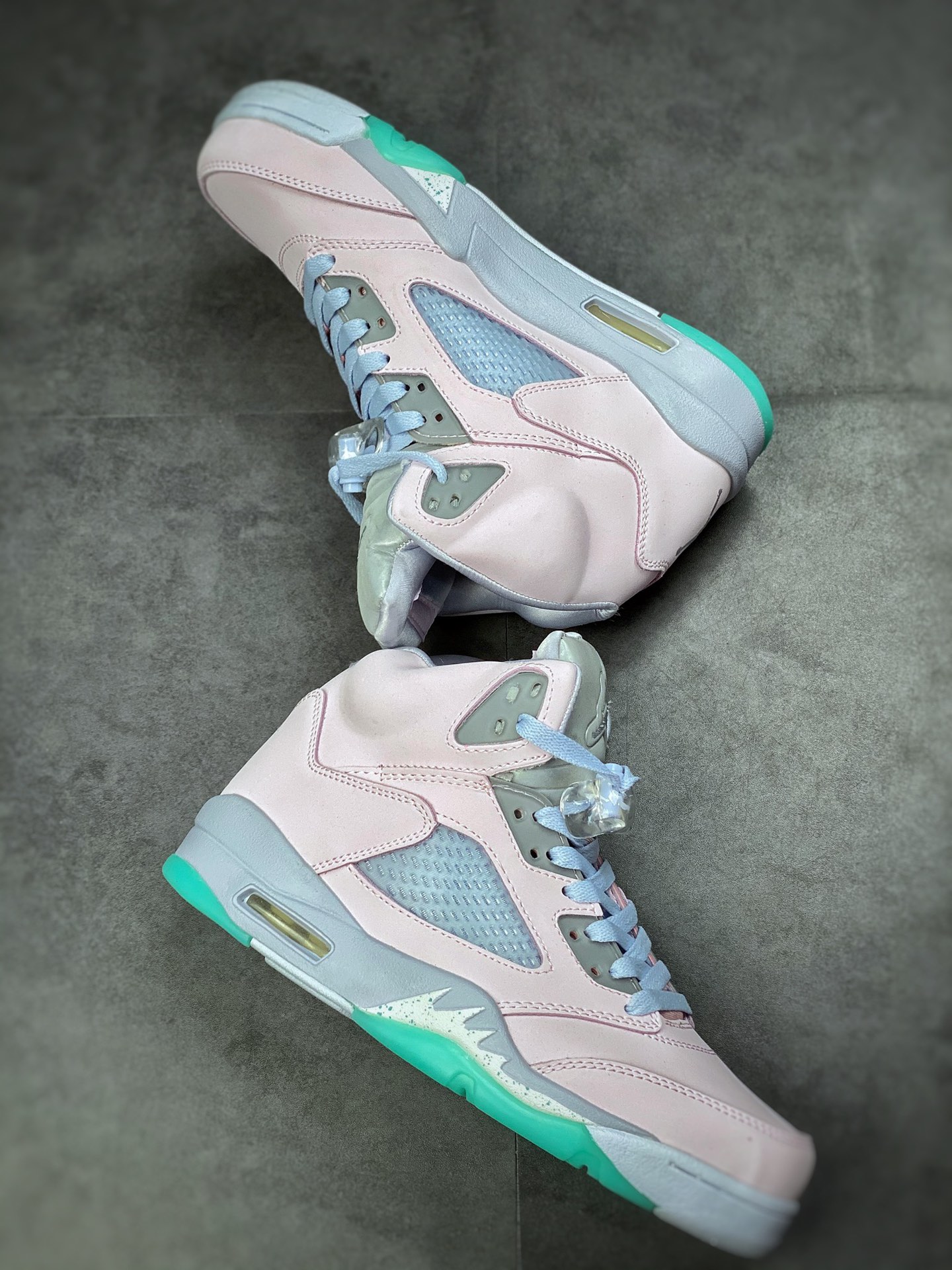 Air Jordan 5 Retro ”Easter” 粉绿复活节 DV0562-600 Air Jordan 5 Retro ”Easter” 粉绿复活节 DV0562-600