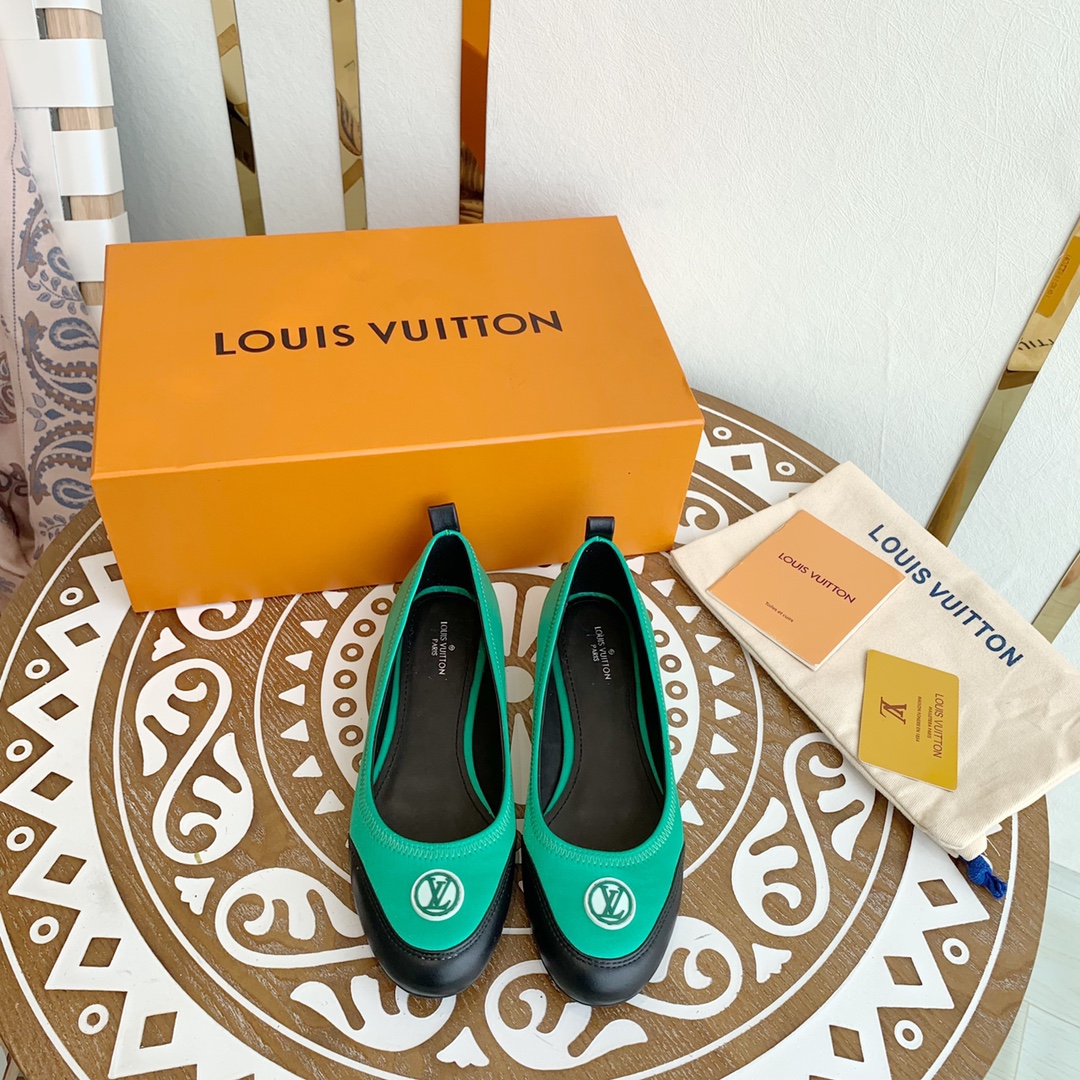 LOUIS VUITTON Mary Jane Shoes Simple and Stylish - Premium Version