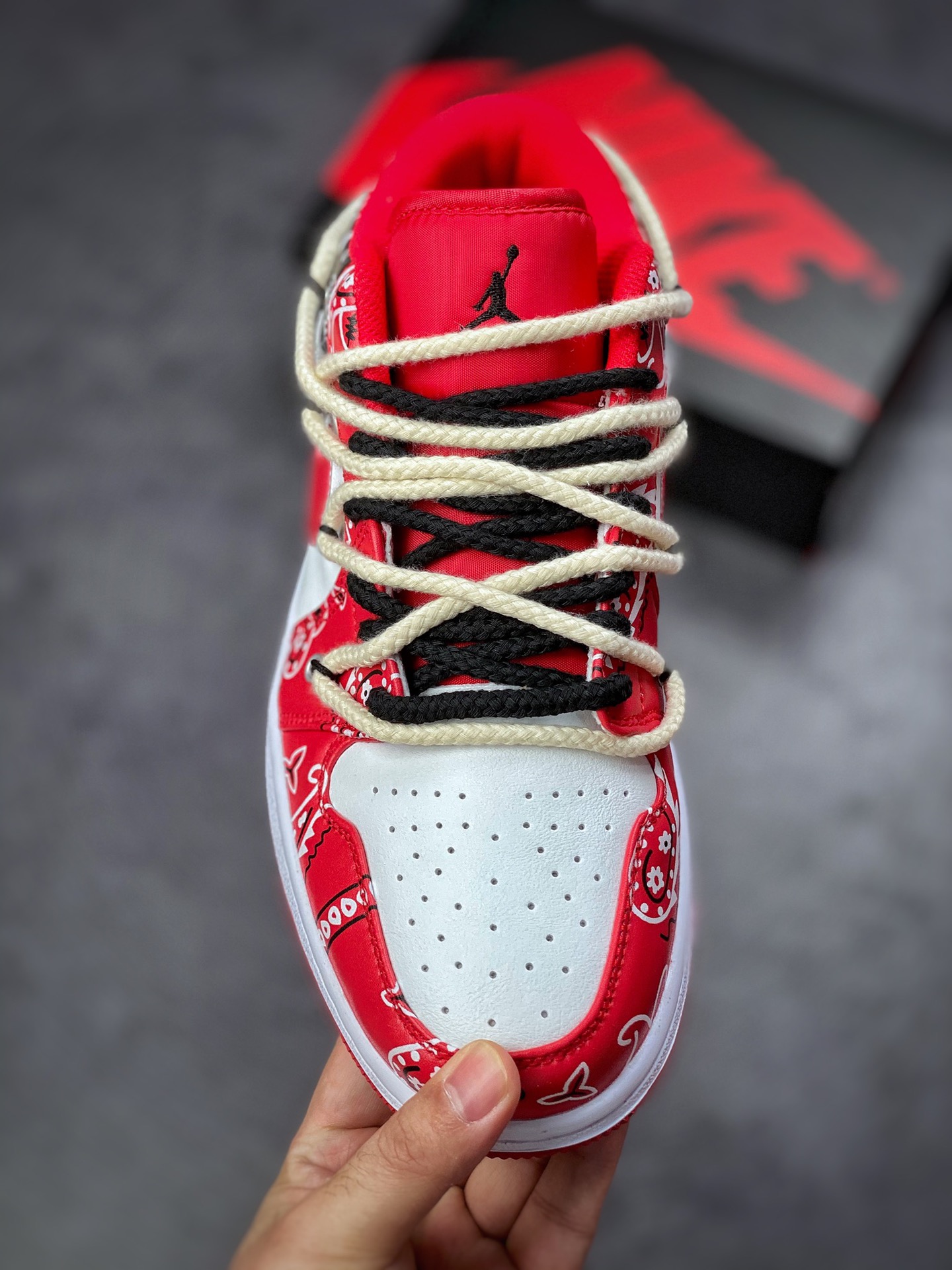Nike Air Jordan 1 Low”Chicago/White Paisley” 芝加哥红黑白绑绳553558-840 Nike Air Jordan 1 Low”Chicago/White Paisley” 芝加哥红黑白绑绳553558-840