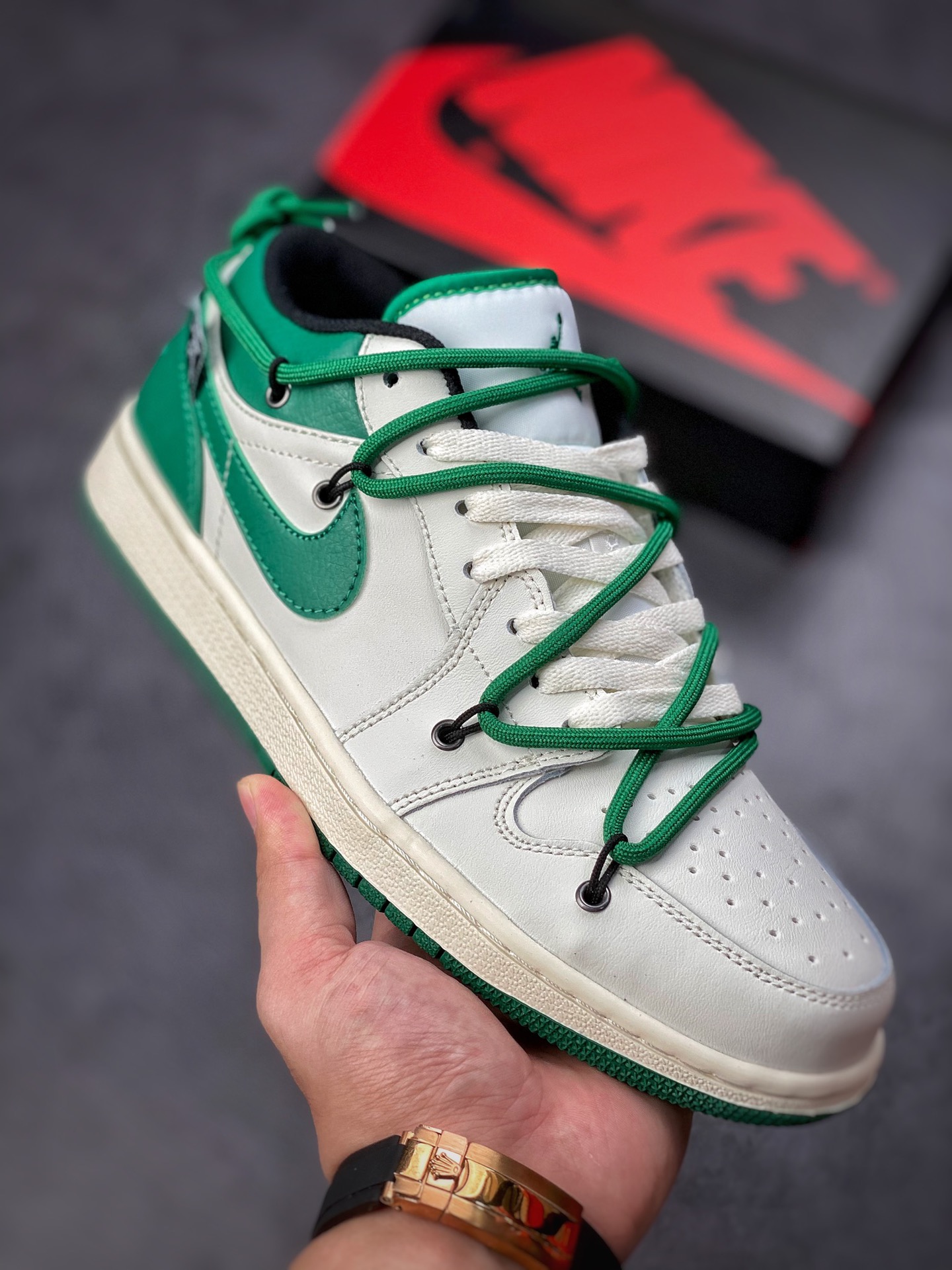 Nike Air Jordan 1 Low”Beige/Green/Happy Smile” 米白深绿微笑绑绳DC0774-850