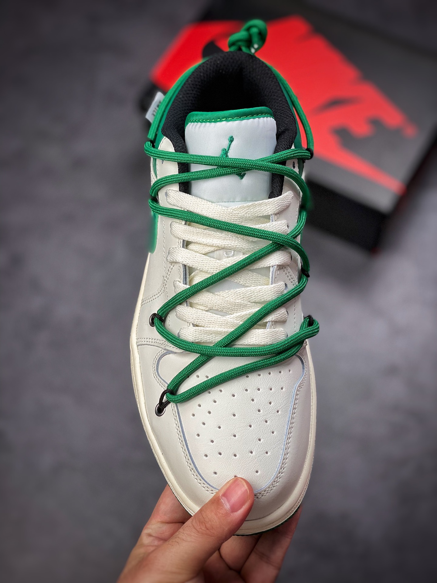 Nike Air Jordan 1 Low”Beige/Green/Happy Smile” 米白深绿微笑绑绳DC0774-850