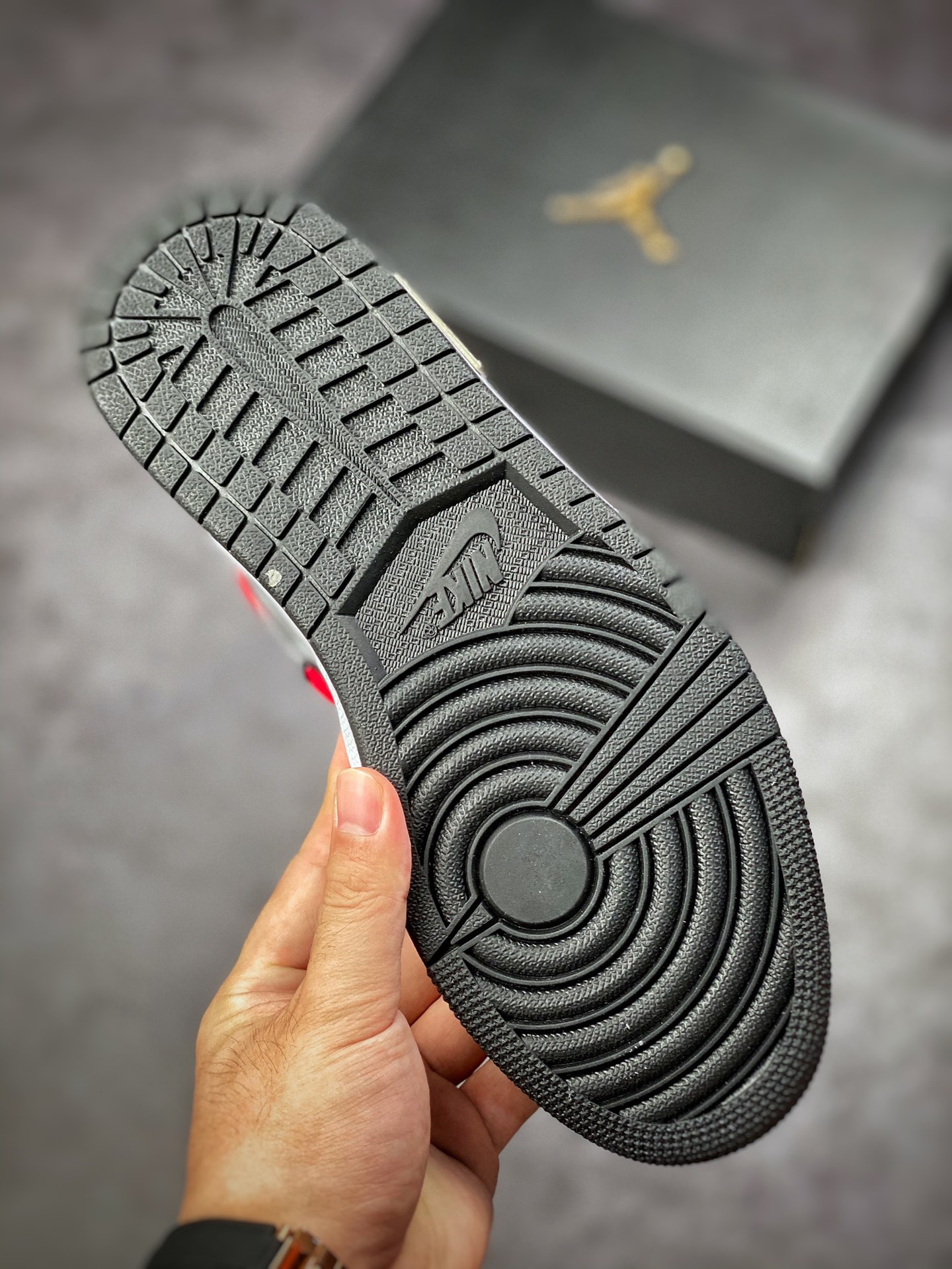 240 Air Jordan 1 Low 解构红白绿 553558-062