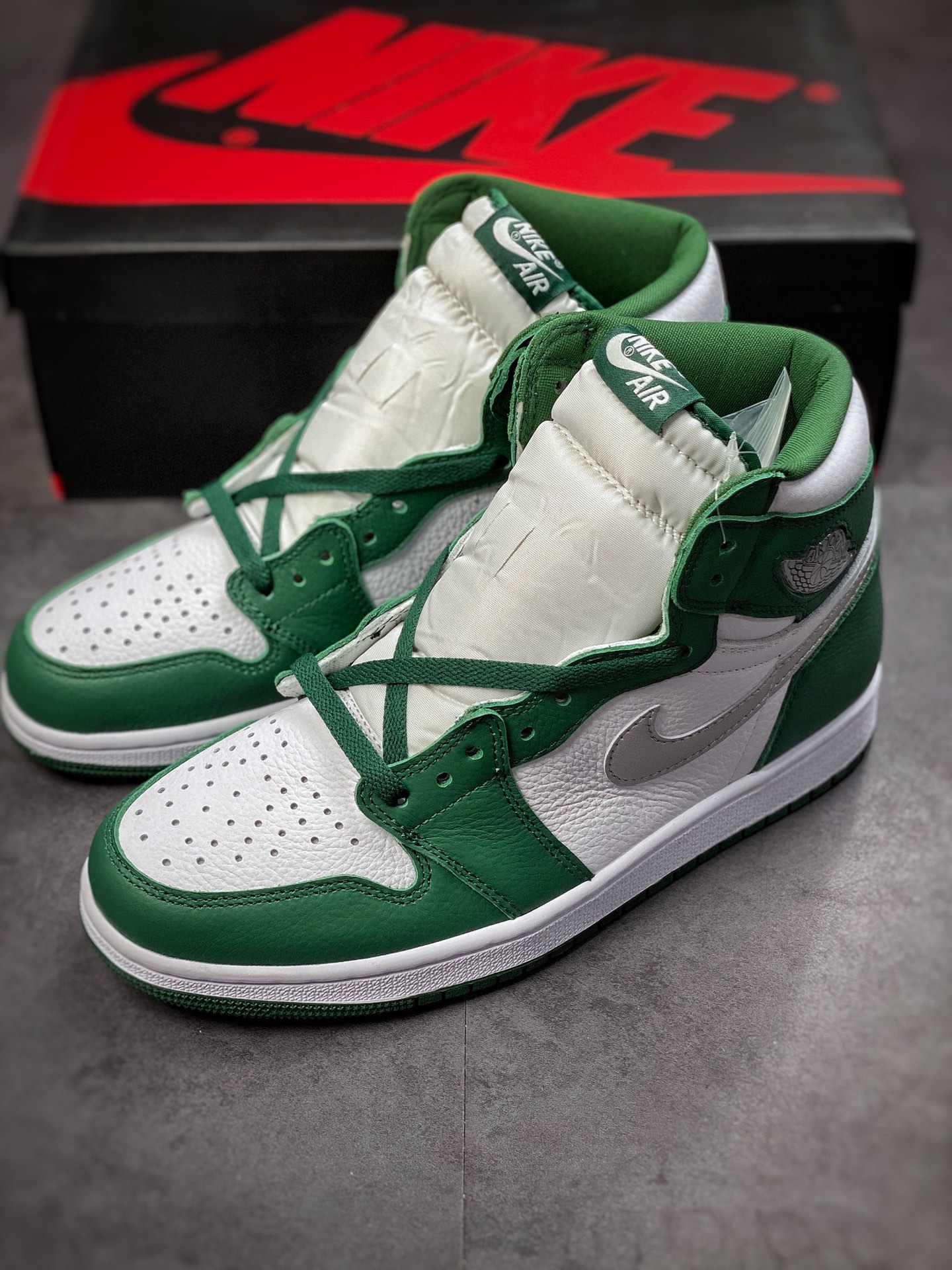 260 莞产原底面 市售性价比之王 Air Jordan 1 High OG ”Gorge Green” 白绿拼接DZ5485-303