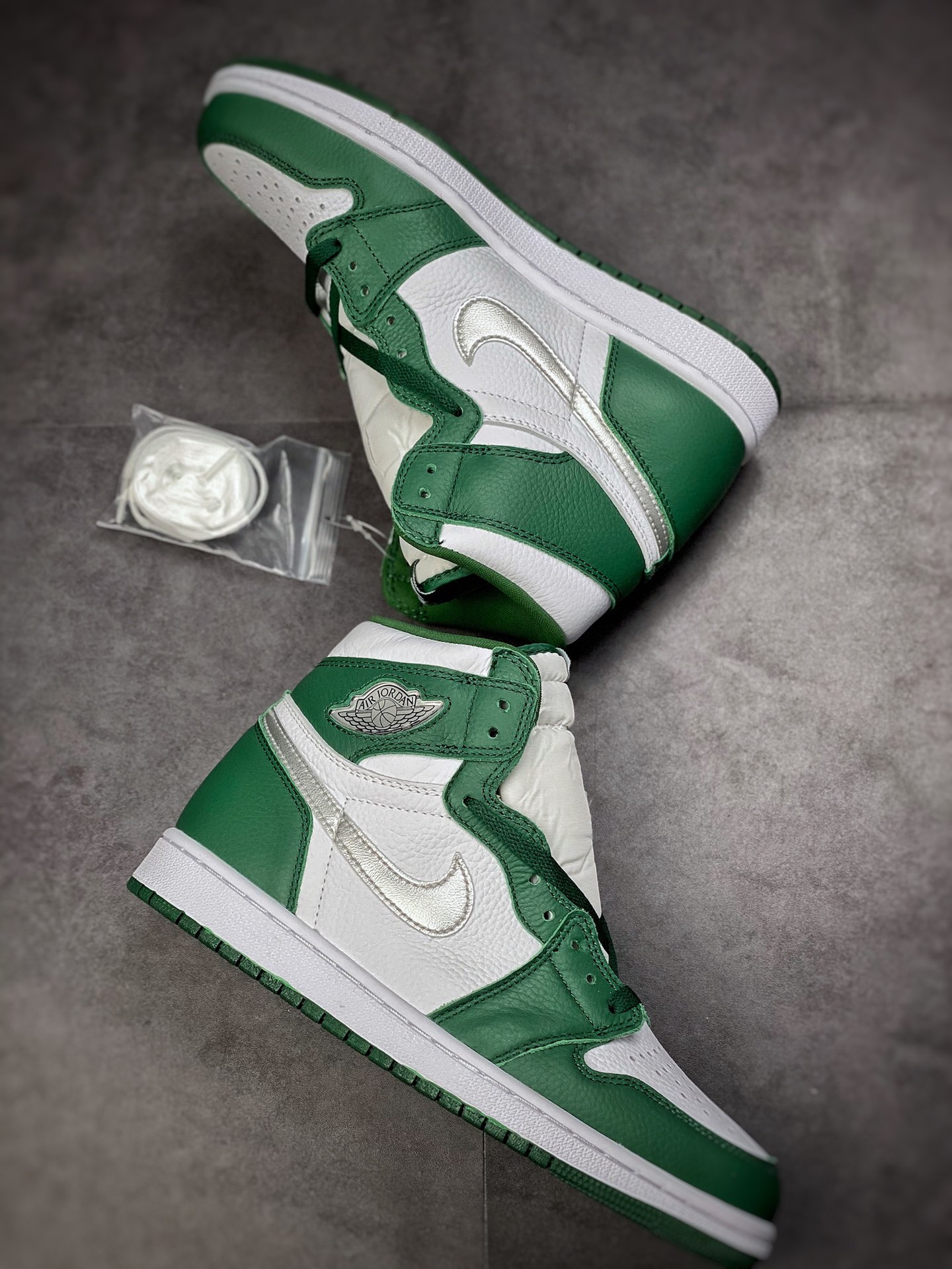 260 莞产原底面 市售性价比之王 Air Jordan 1 High OG ”Gorge Green” 白绿拼接DZ5485-303