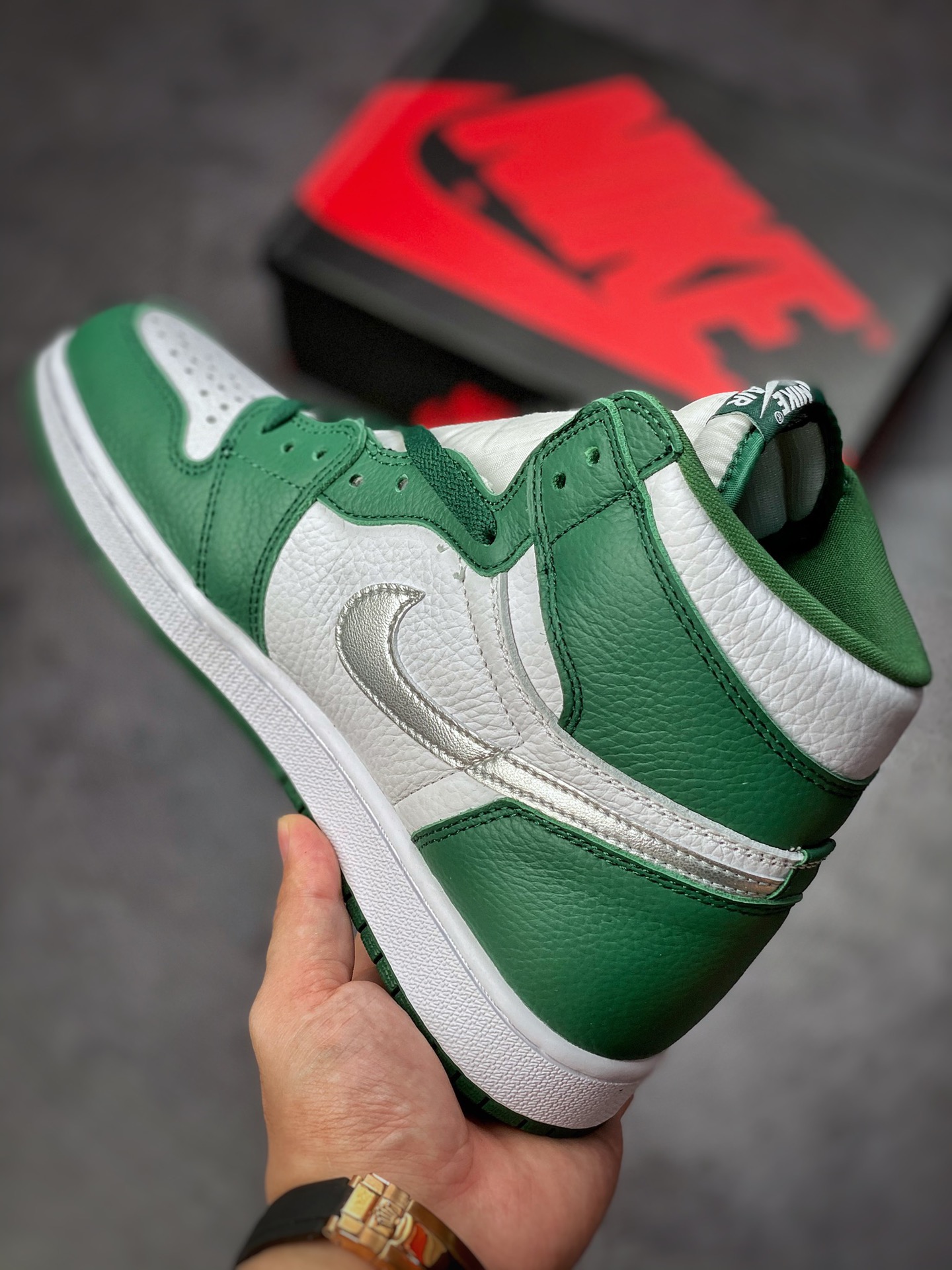 260 莞产原底面 市售性价比之王 Air Jordan 1 High OG ”Gorge Green” 白绿拼接DZ5485-303
