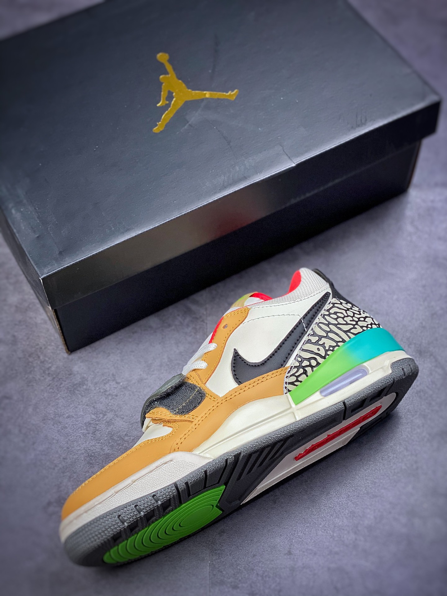 200 Air Jordan Legacy 312 白卡其 DZ2763-101