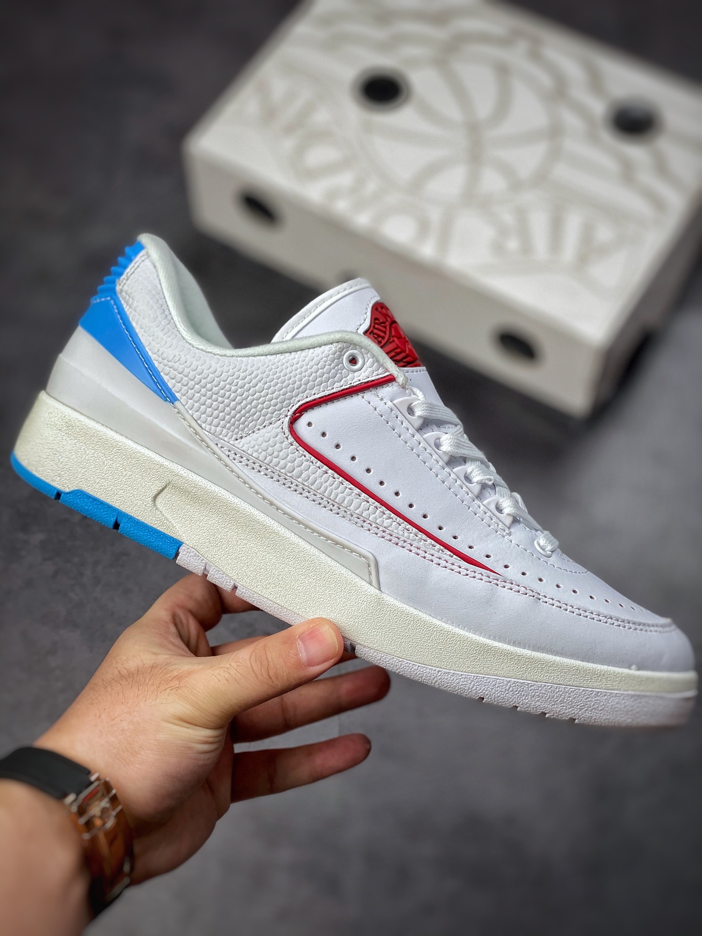 220 Off-White x Air Jordan AJ2 Low SP 联名款篮球鞋 DX4401-164