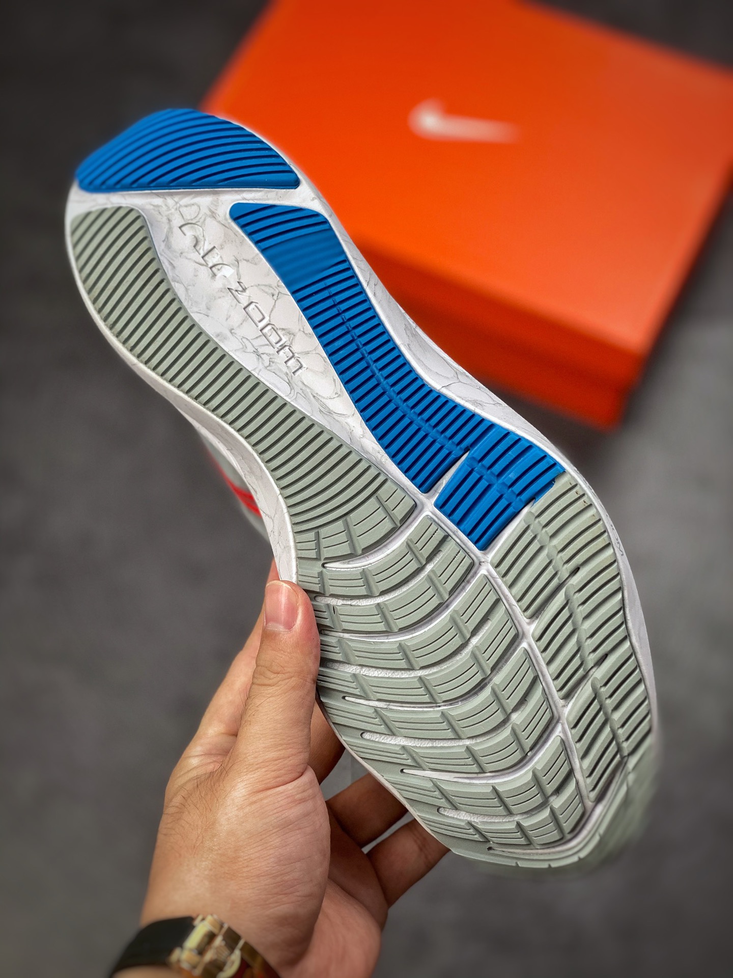 190 Nike Zoom Fly 8耐克男子超弹碳板跑步鞋CW3419-004